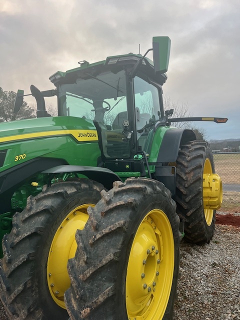 2023 John Deere 8R 370 Tractor