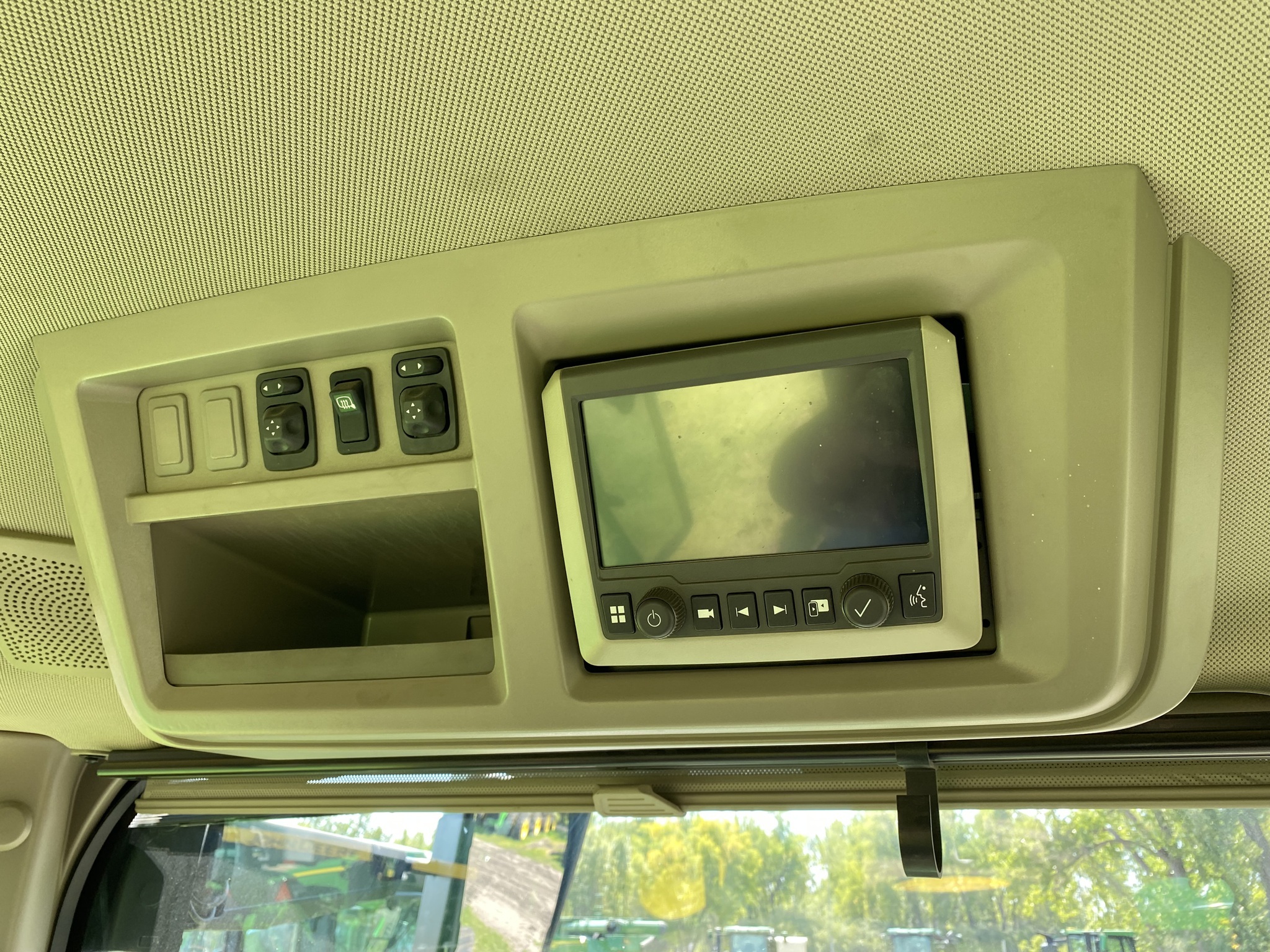 2023 John Deere 9RX 640 Tractor