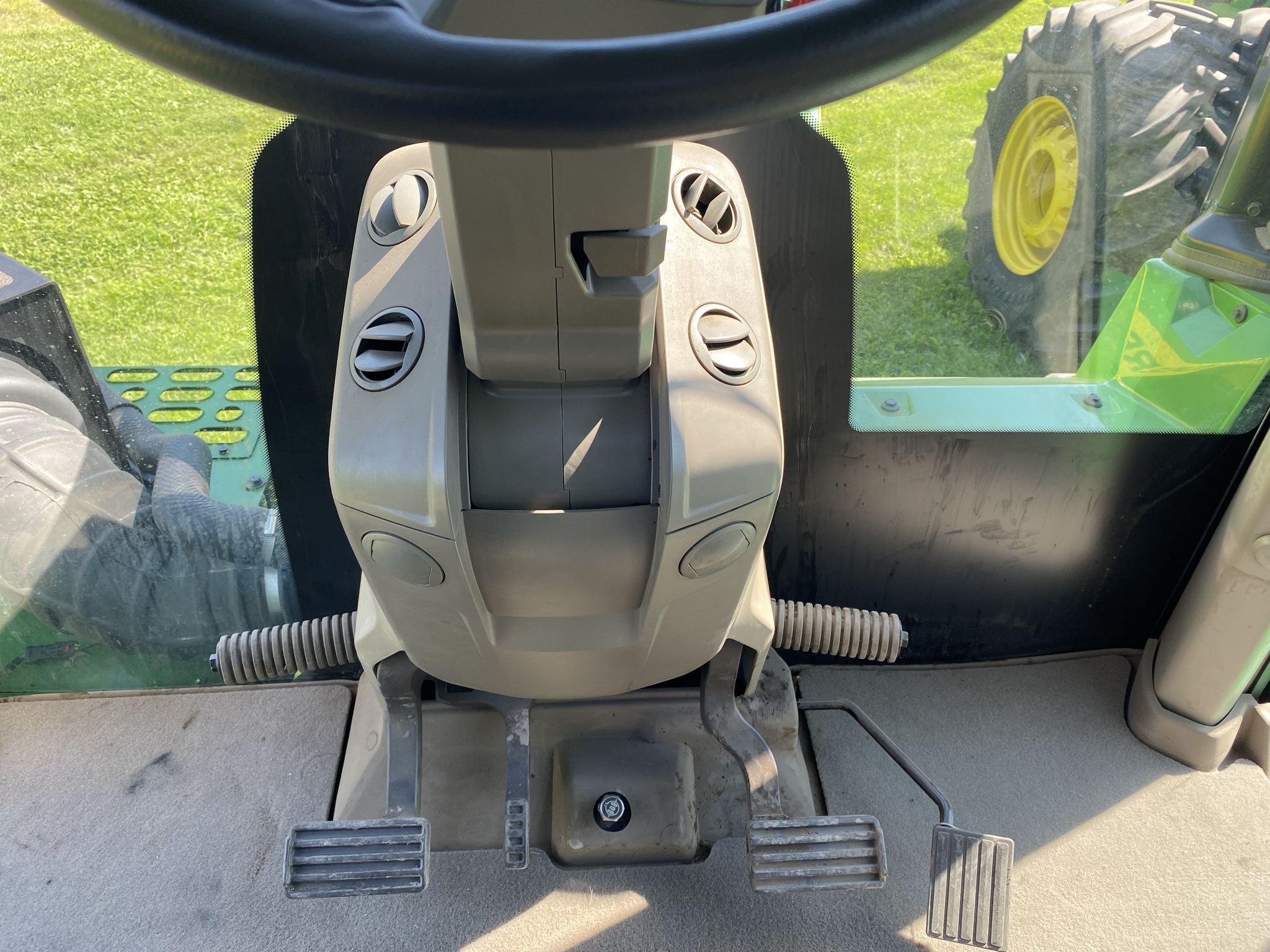 2023 John Deere 9RX 640 Tractor