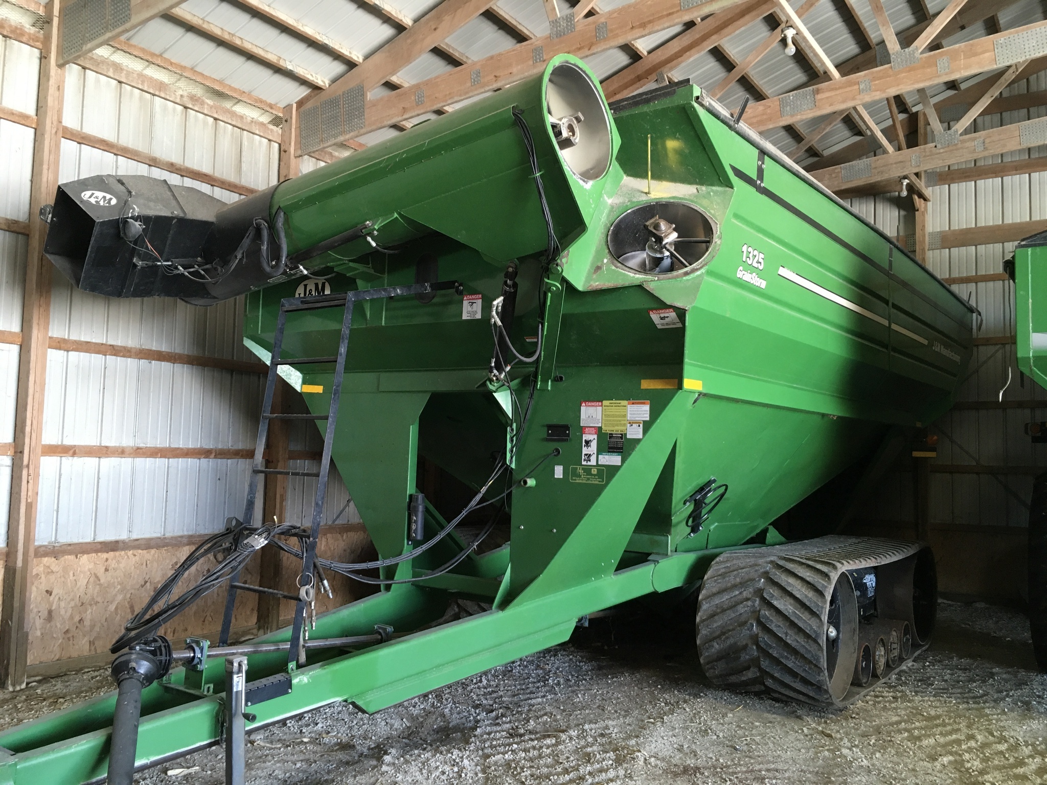2007 J&M 1325-22S Grain Cart