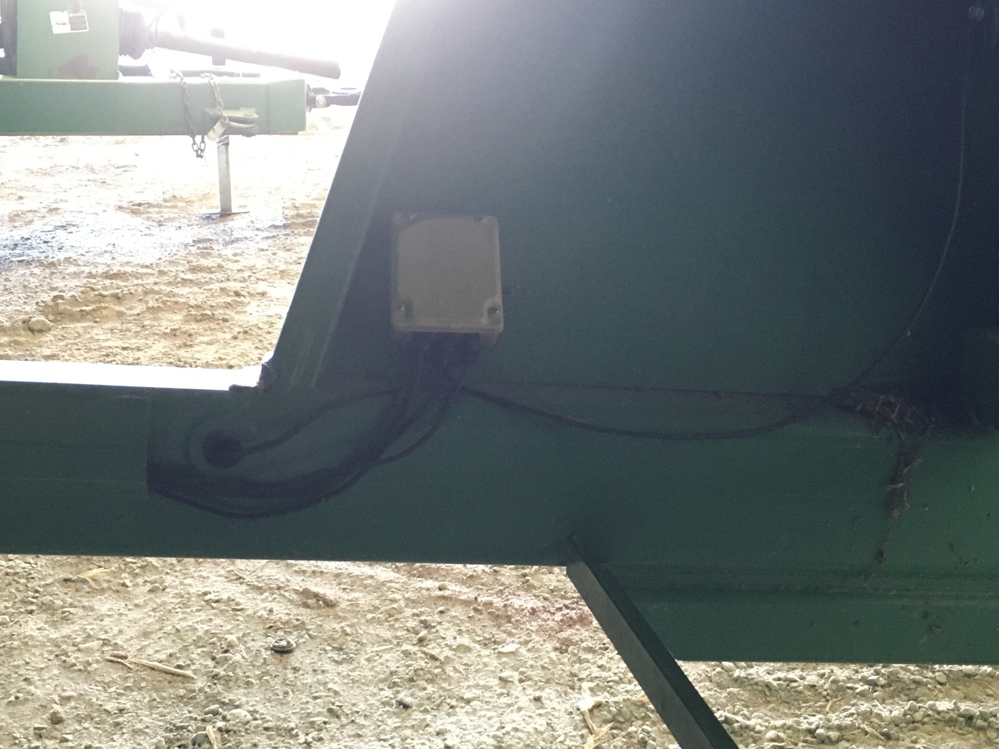 2007 J&M 1325-22S Grain Cart