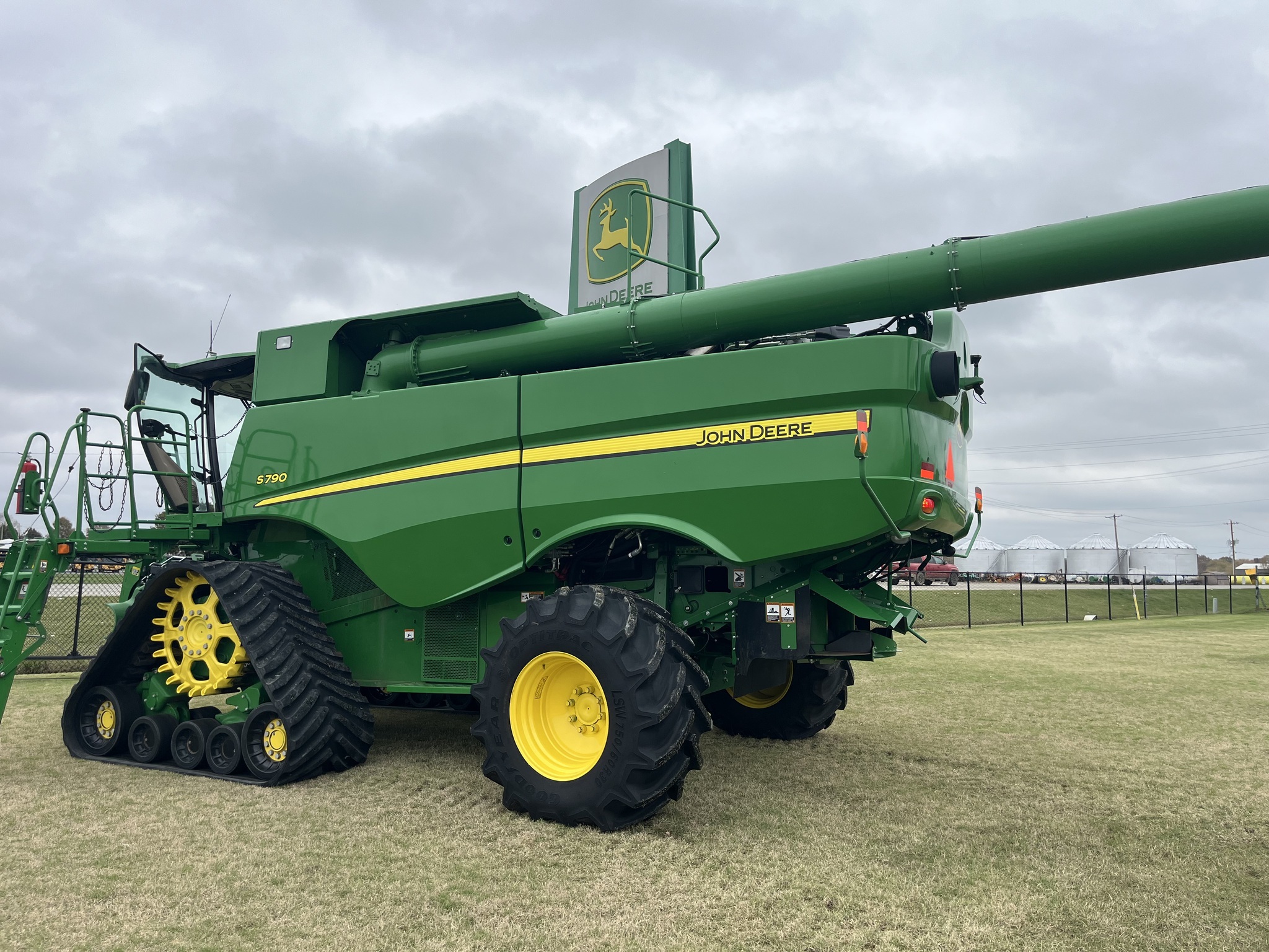 2021 John Deere S790 Combine