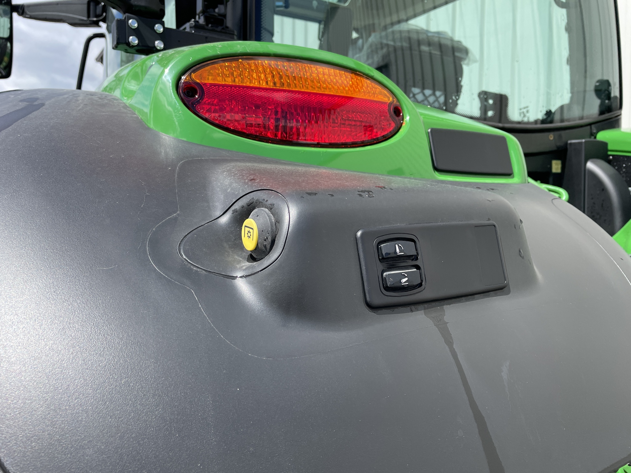 2023 John Deere 6R 165 Tractor