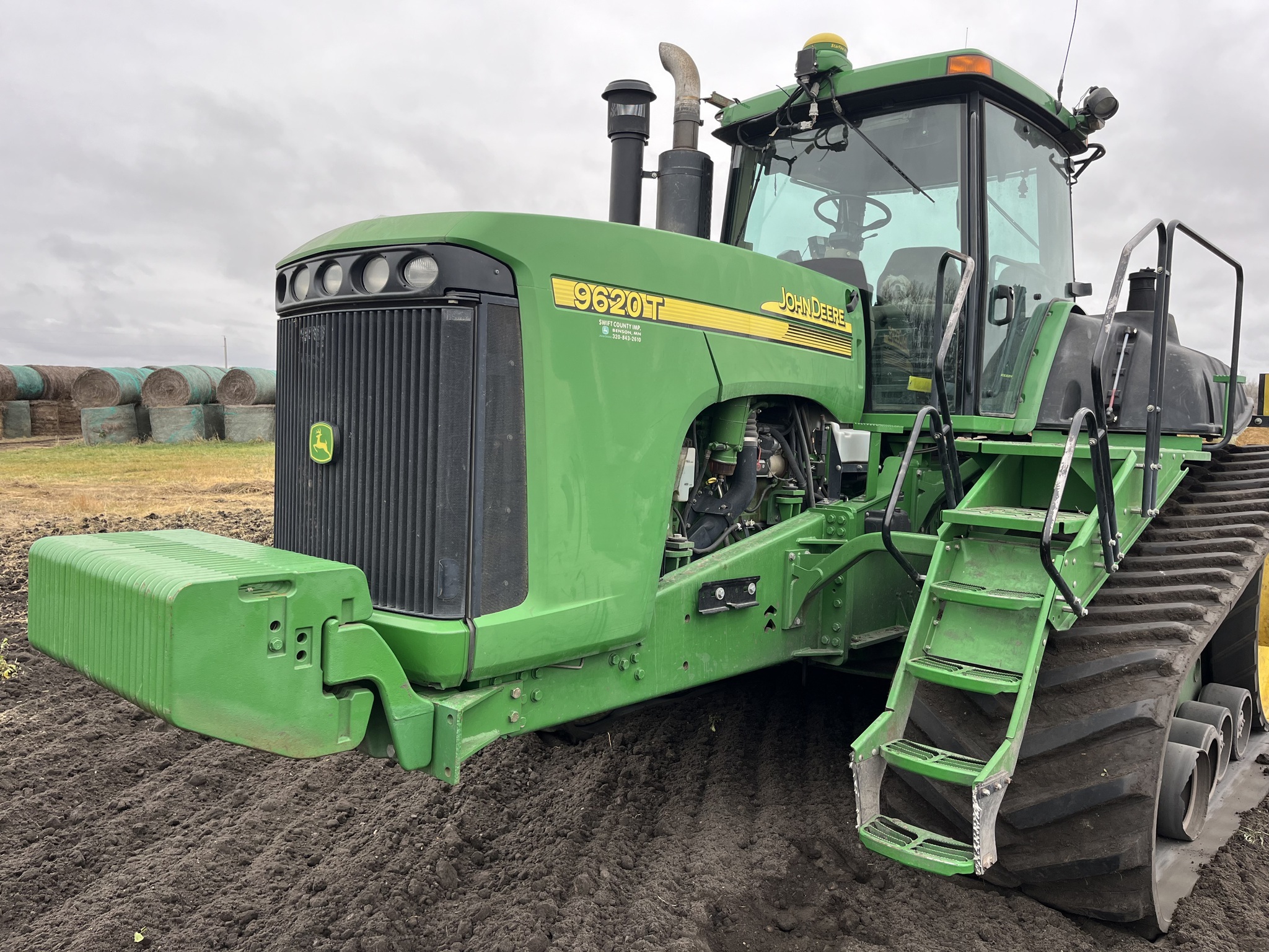 2004 John Deere 9620T Tractor