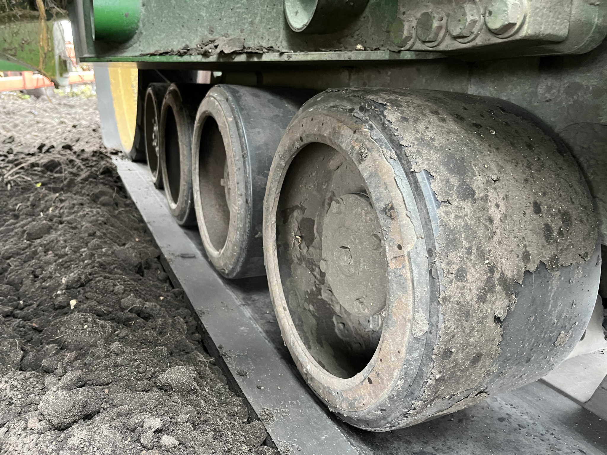 2004 John Deere 9620T Tractor