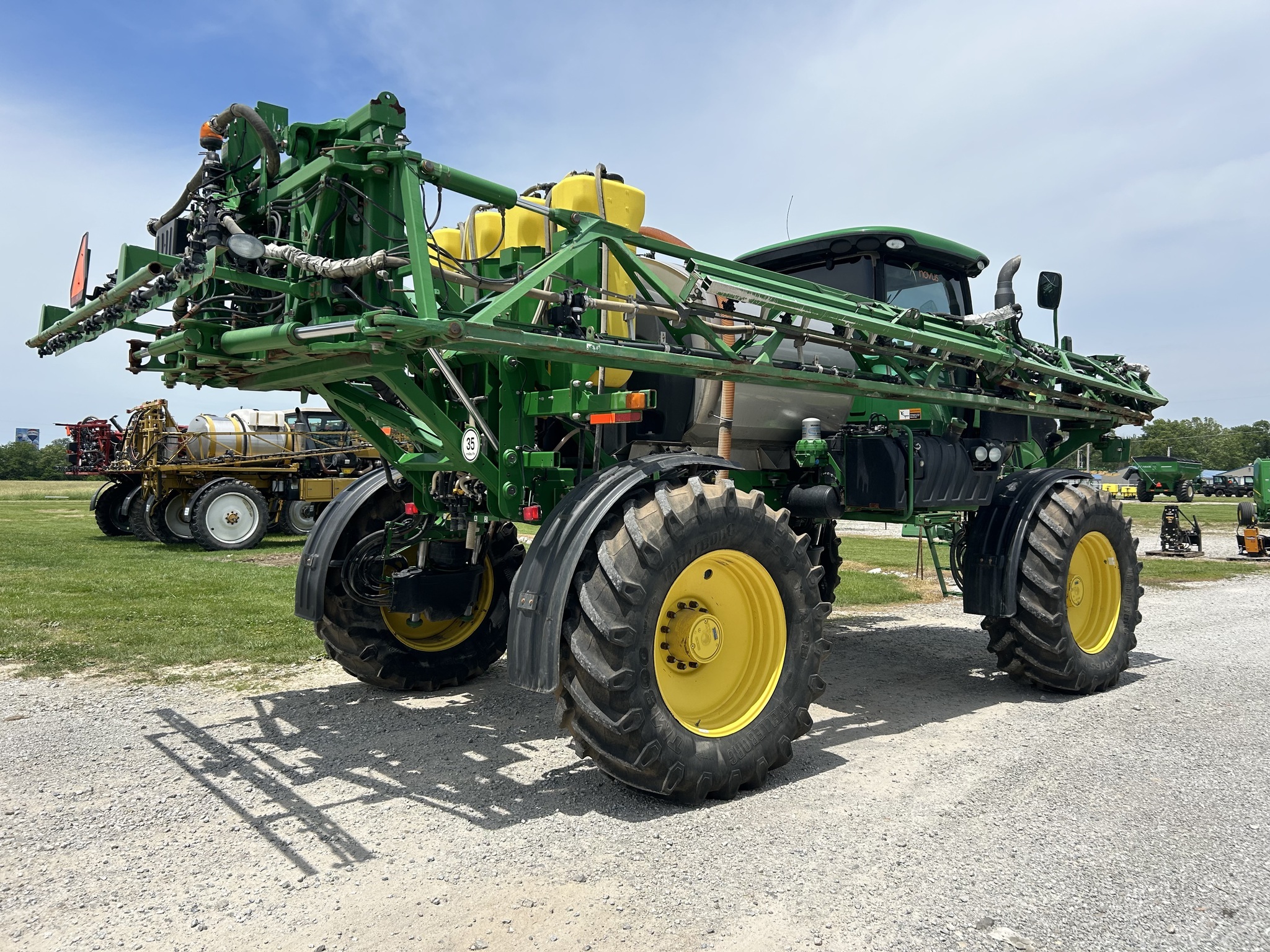 2015 John Deere R4038 Self-Propelled Sprayer