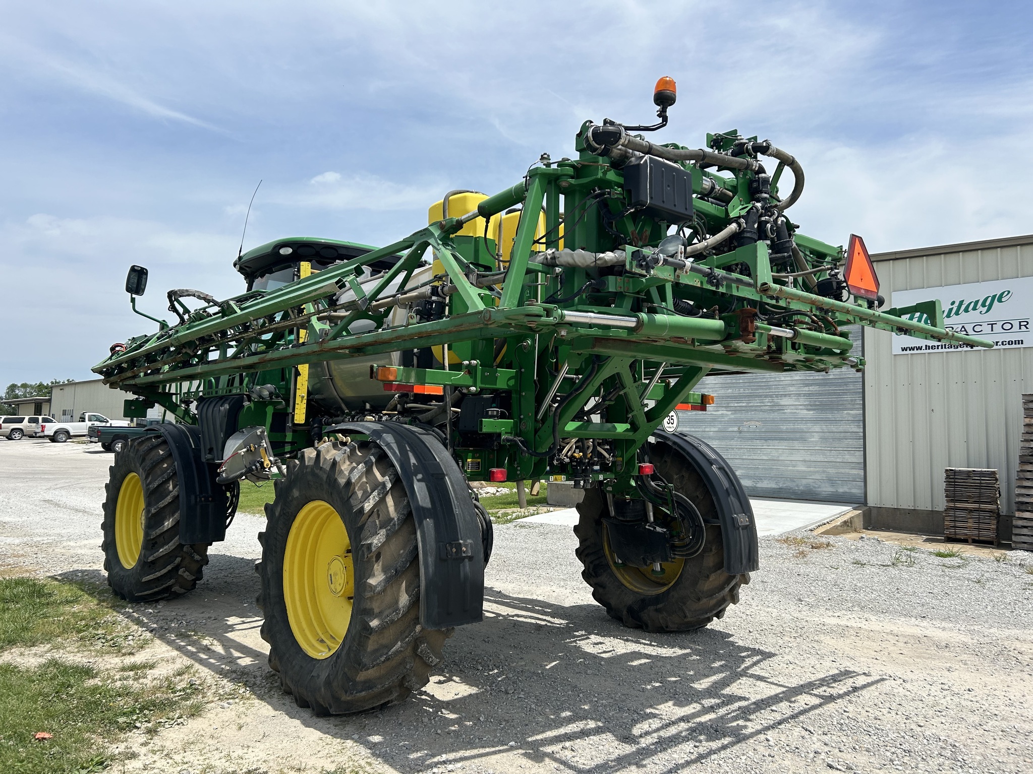 2015 John Deere R4038 Self-Propelled Sprayer