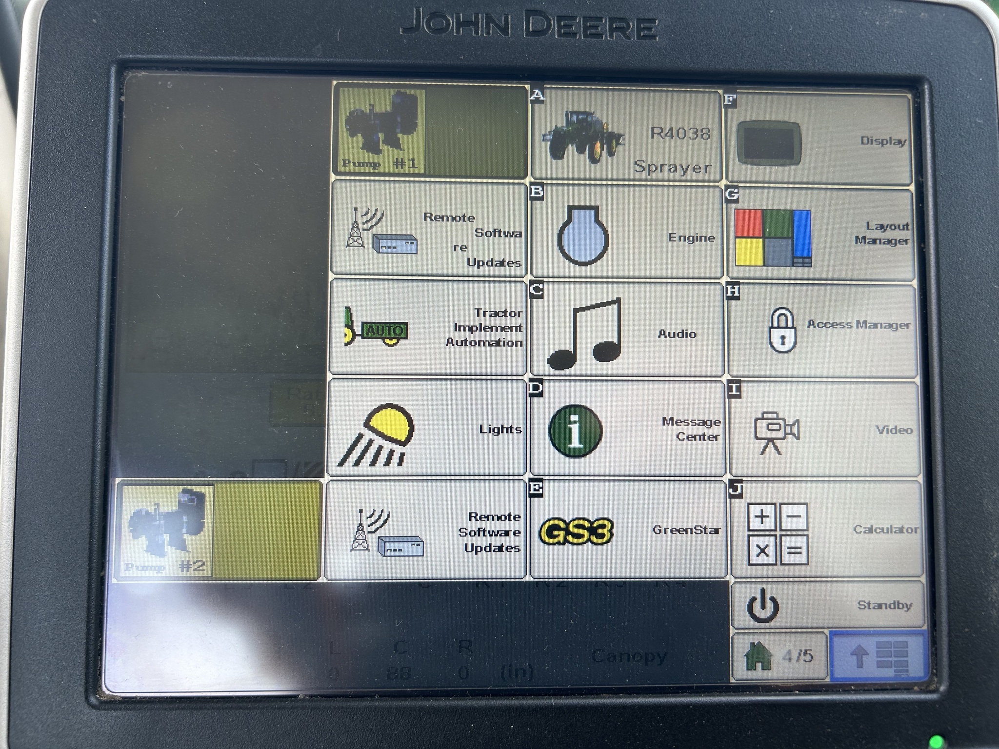 2015 John Deere R4038 Self-Propelled Sprayer