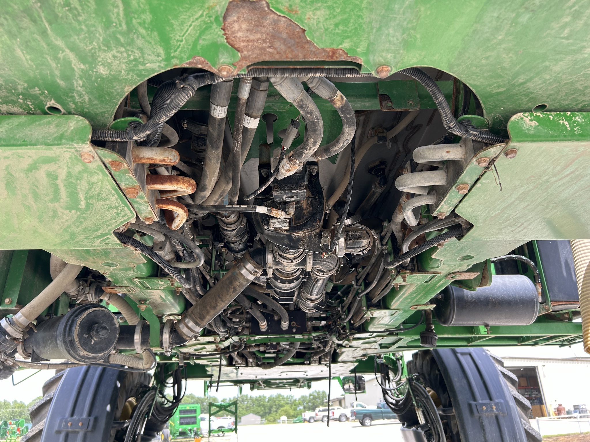 2015 John Deere R4038 Self-Propelled Sprayer