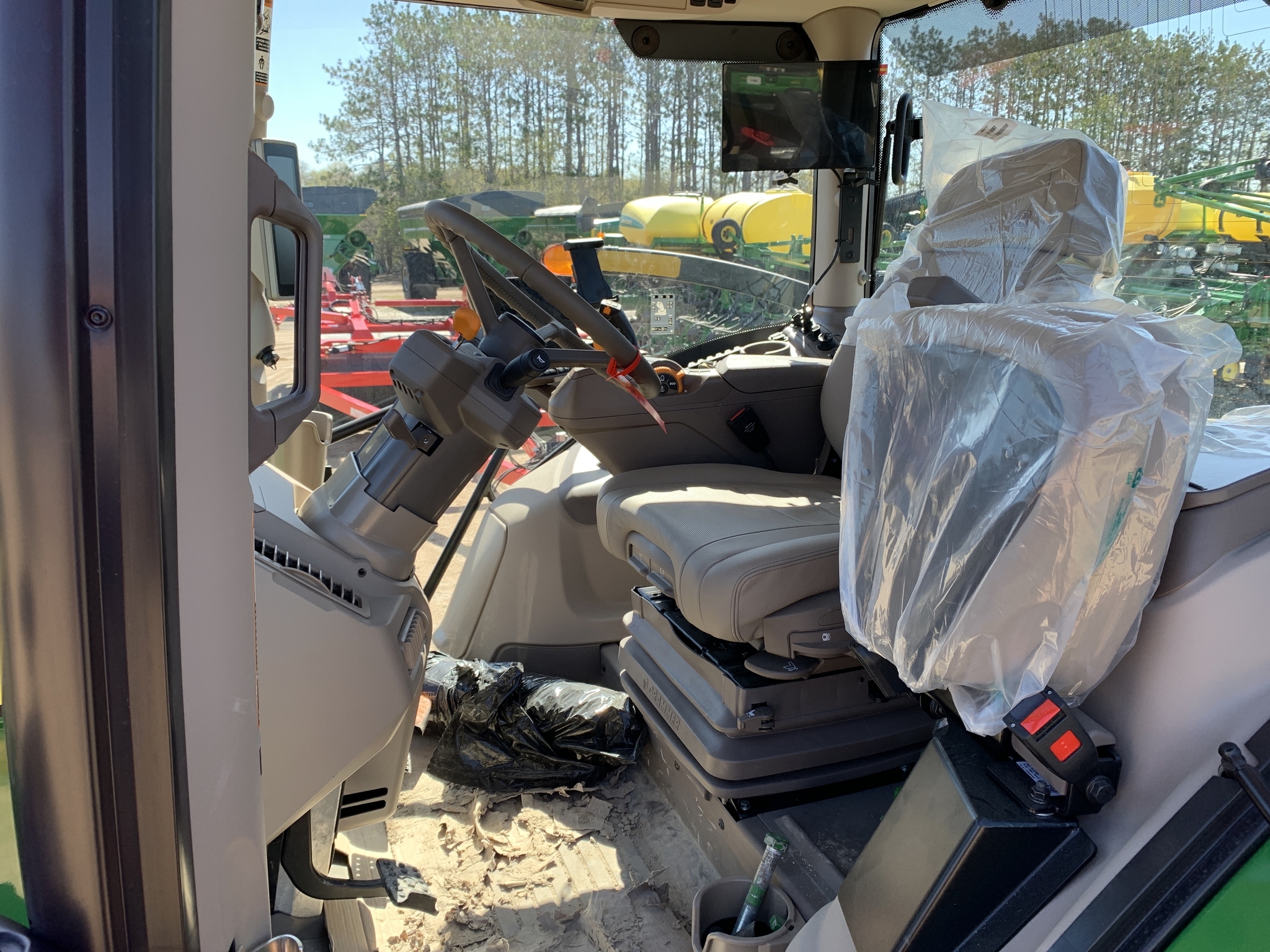 2024 John Deere 6R 215 Tractor