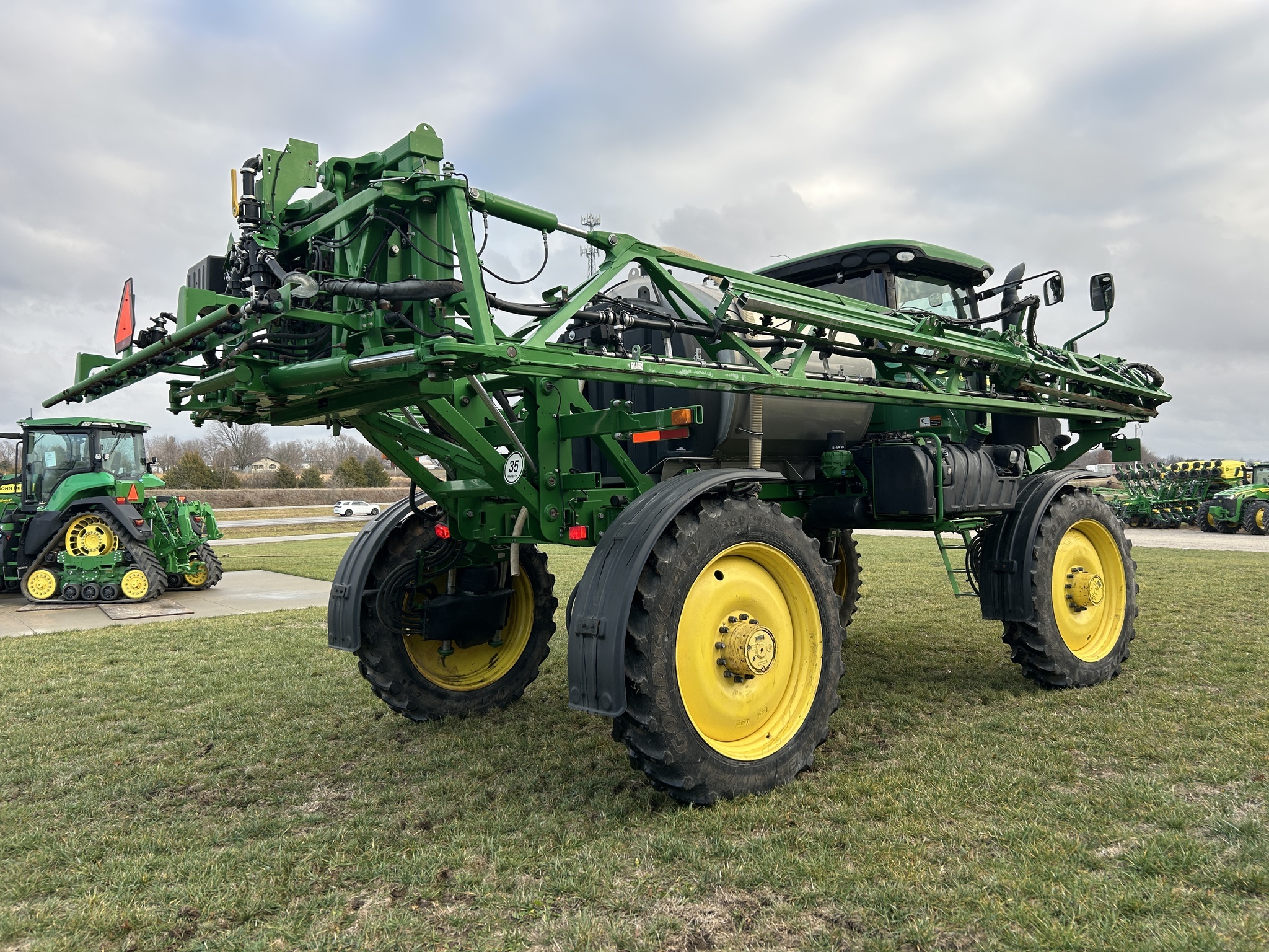 2015 John Deere R4038 Self-Propelled Sprayer