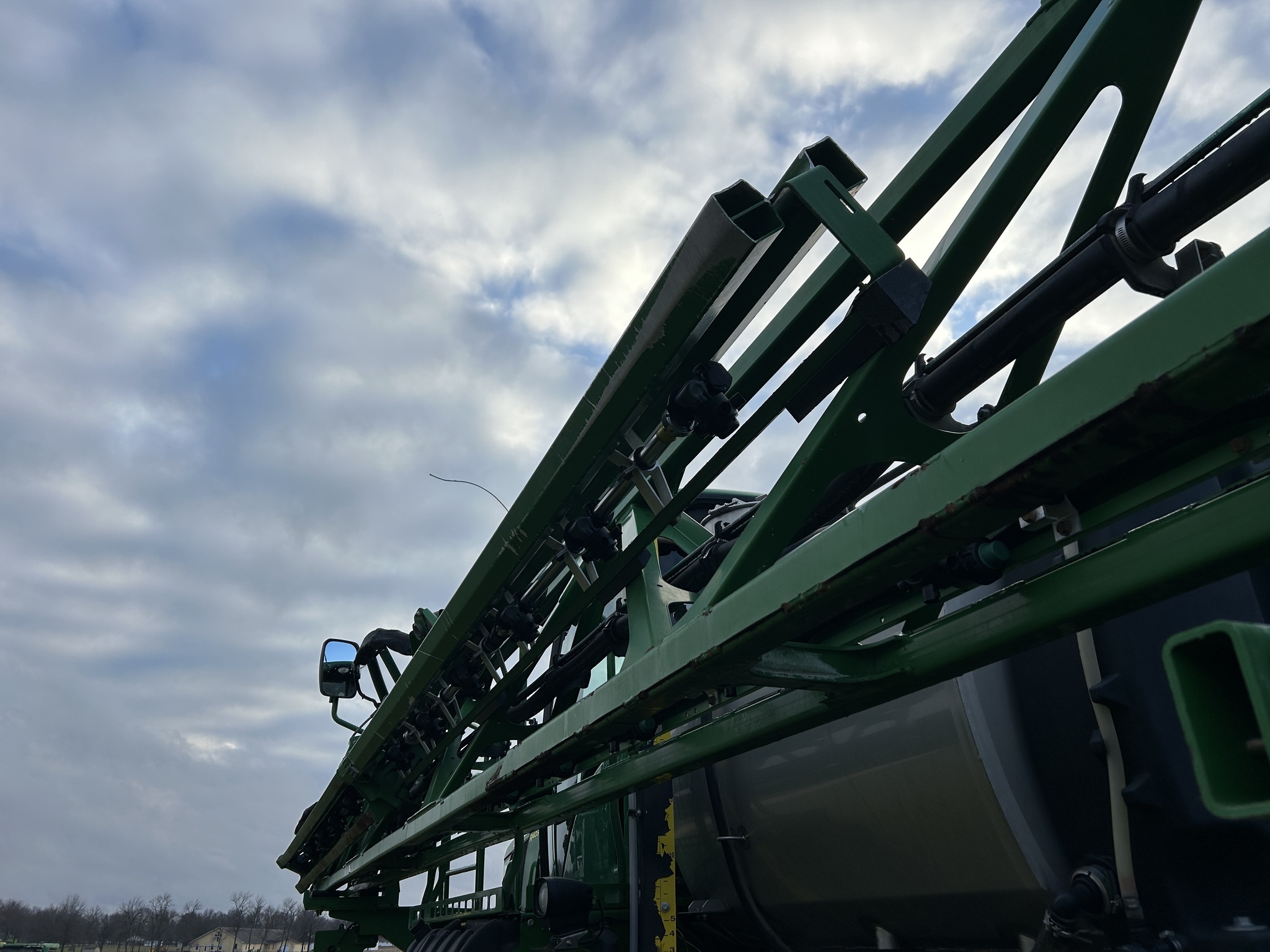2015 John Deere R4038 Self-Propelled Sprayer
