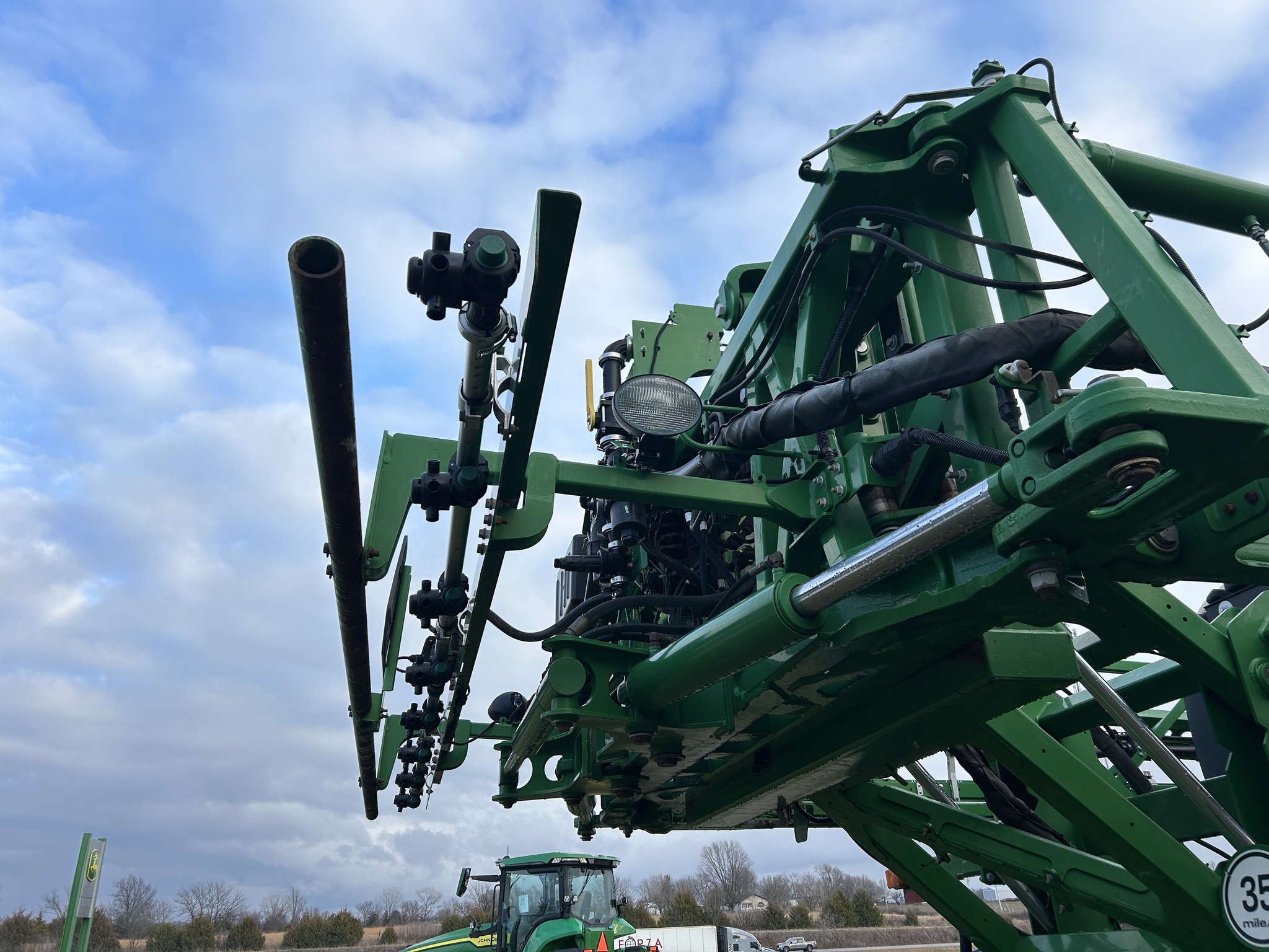 2015 John Deere R4038 Self-Propelled Sprayer