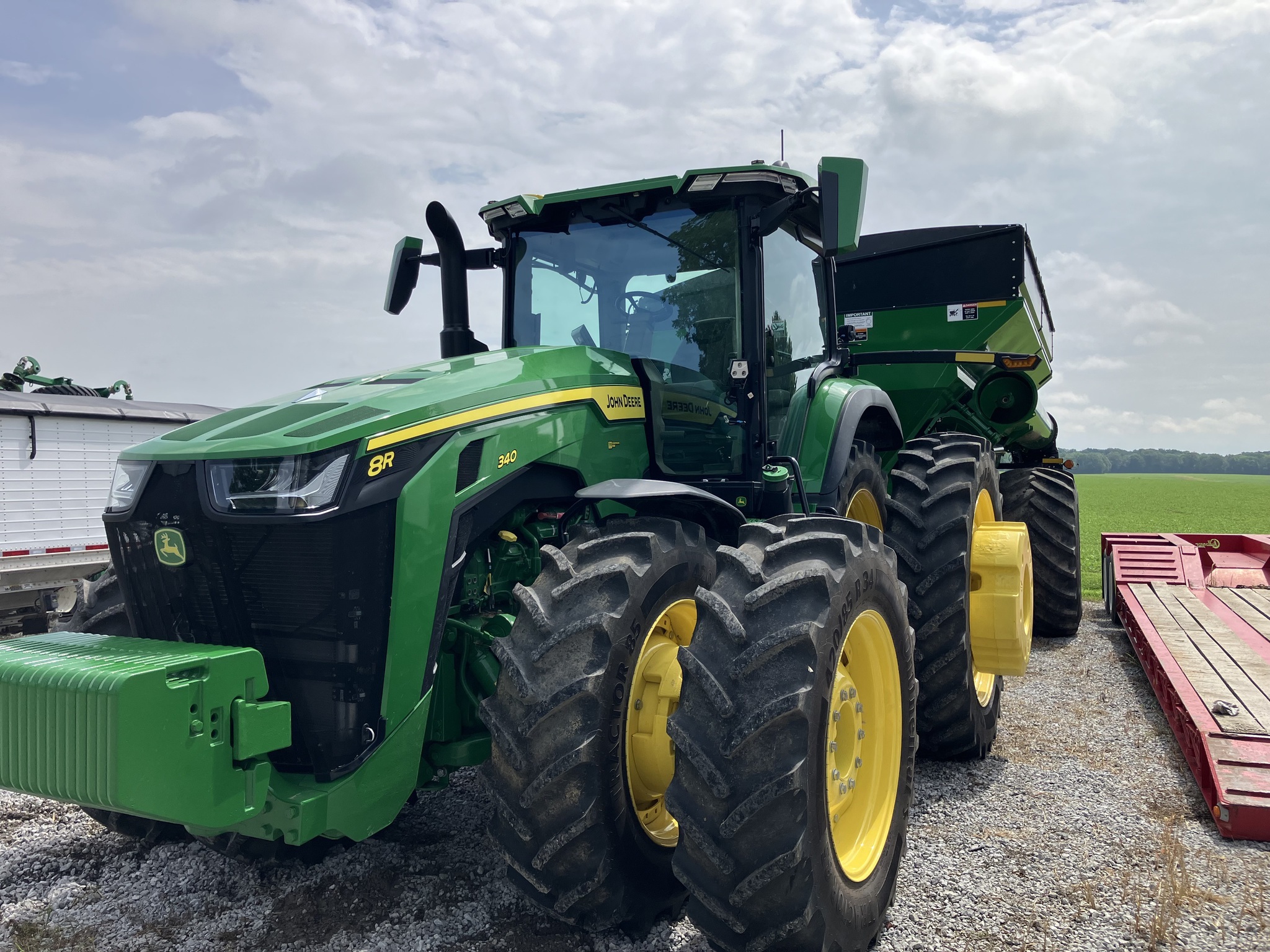 2024 John Deere 8R 340 Tractor