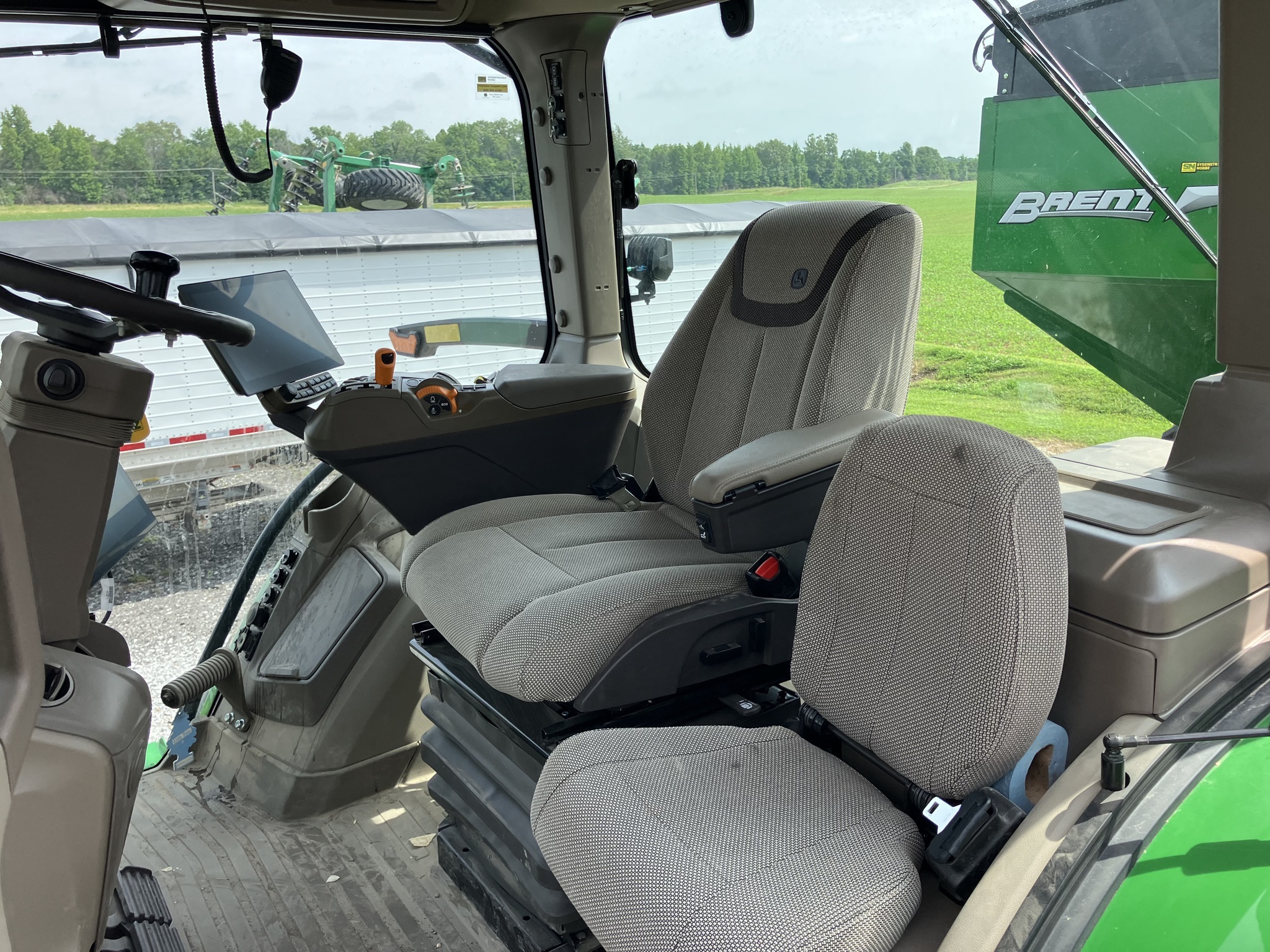 2024 John Deere 8R 340 Tractor