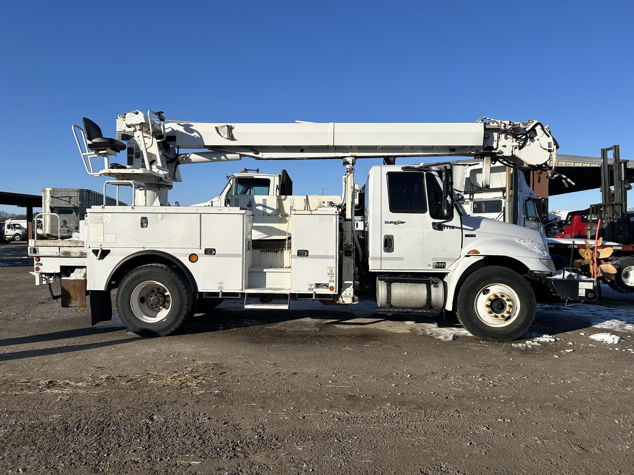 2013 Altec DM47TR Crane