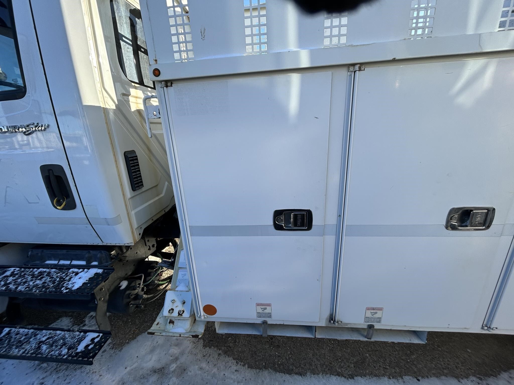 2013 Altec DM47TR Crane