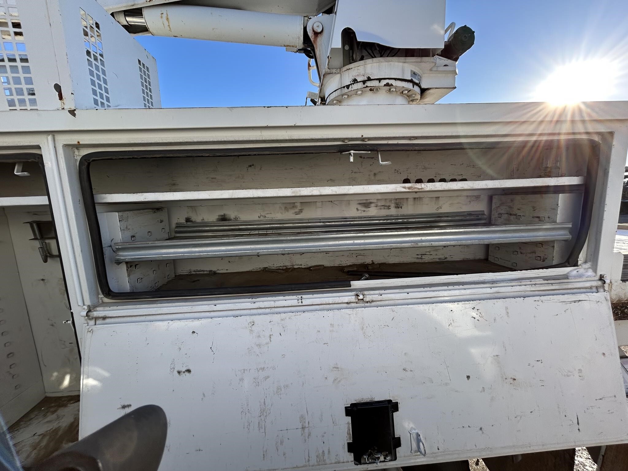 2013 Altec DM47TR Crane