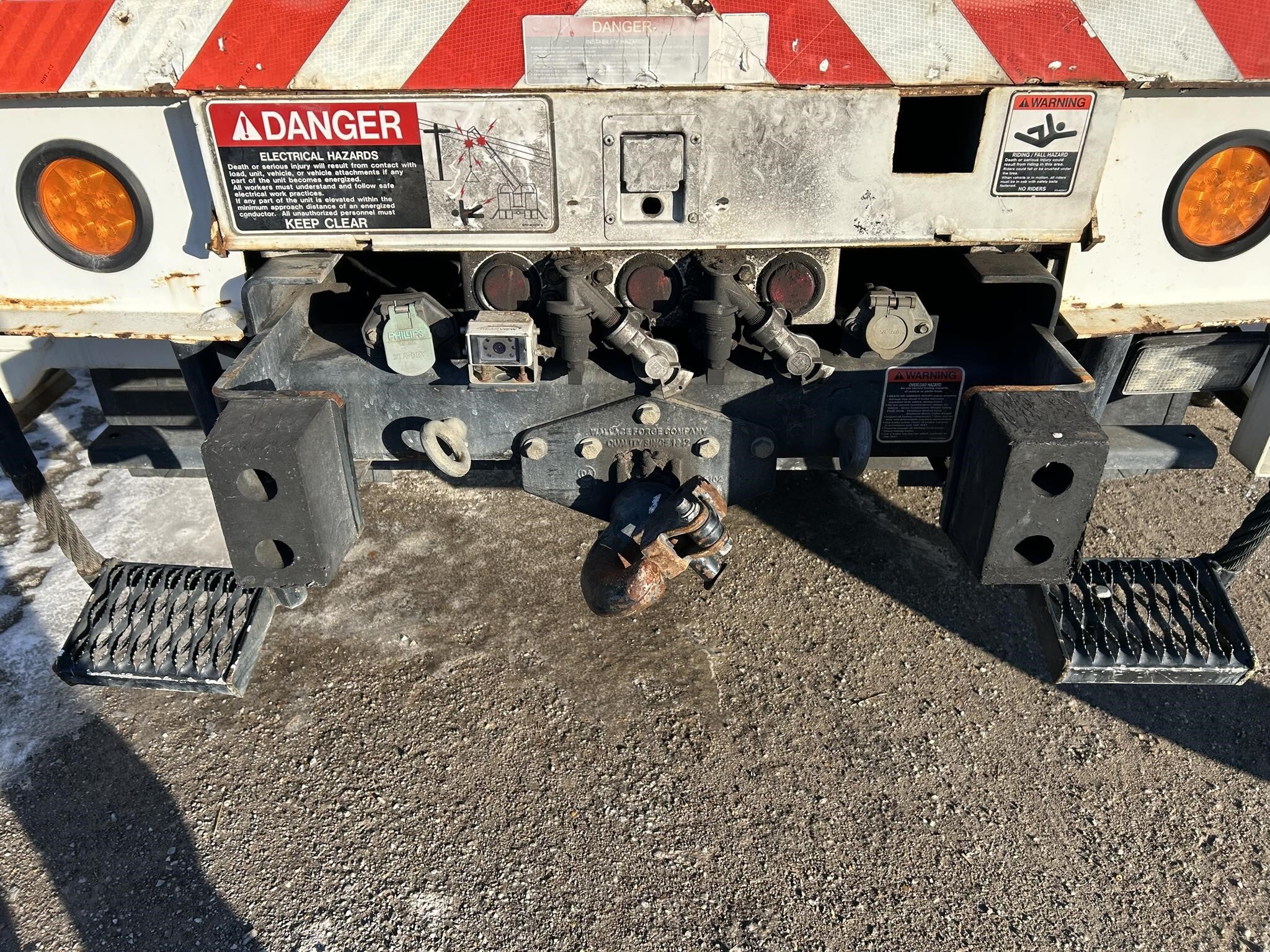 2013 Altec DM47TR Crane