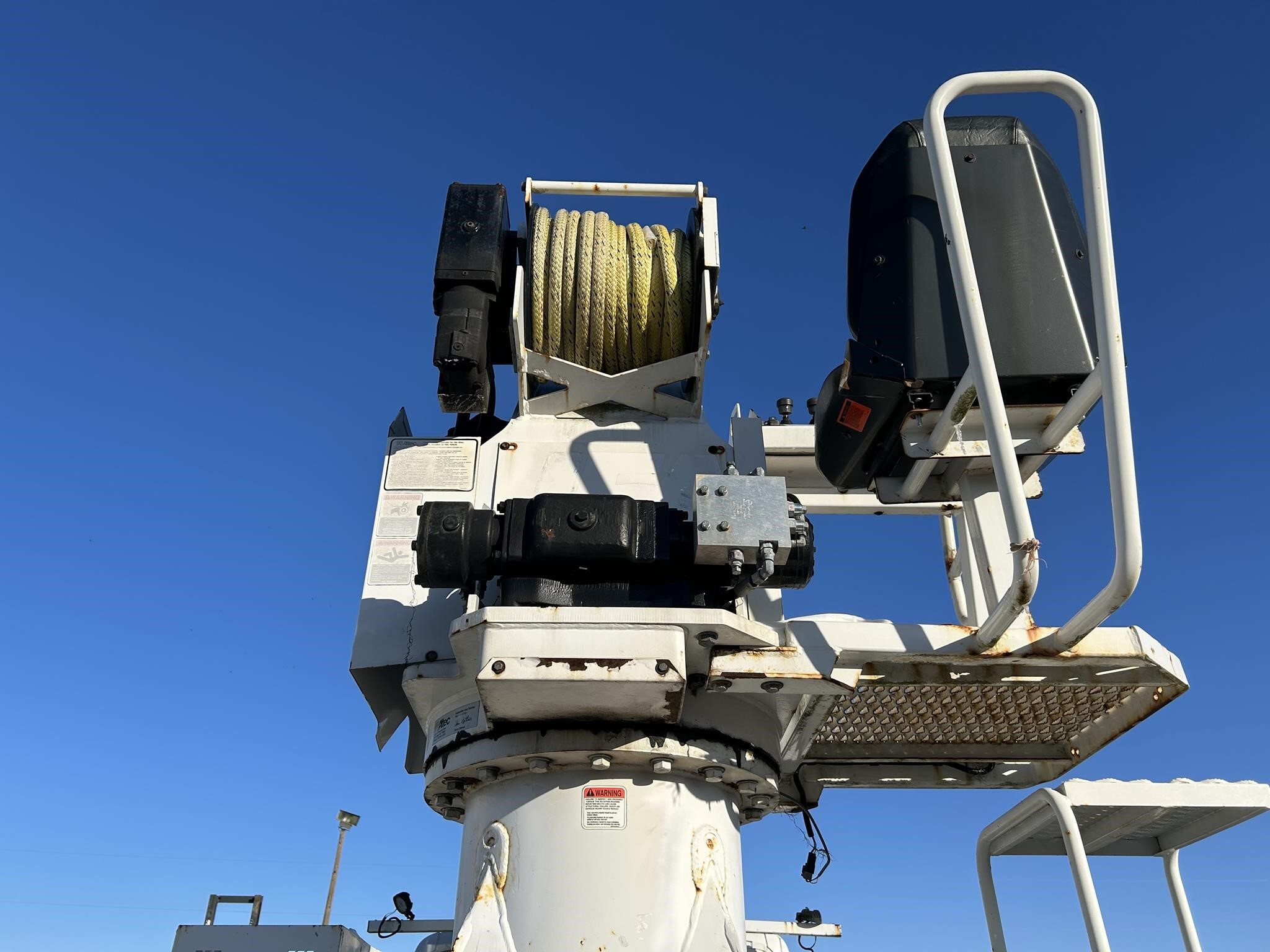 2013 Altec DM47TR Crane
