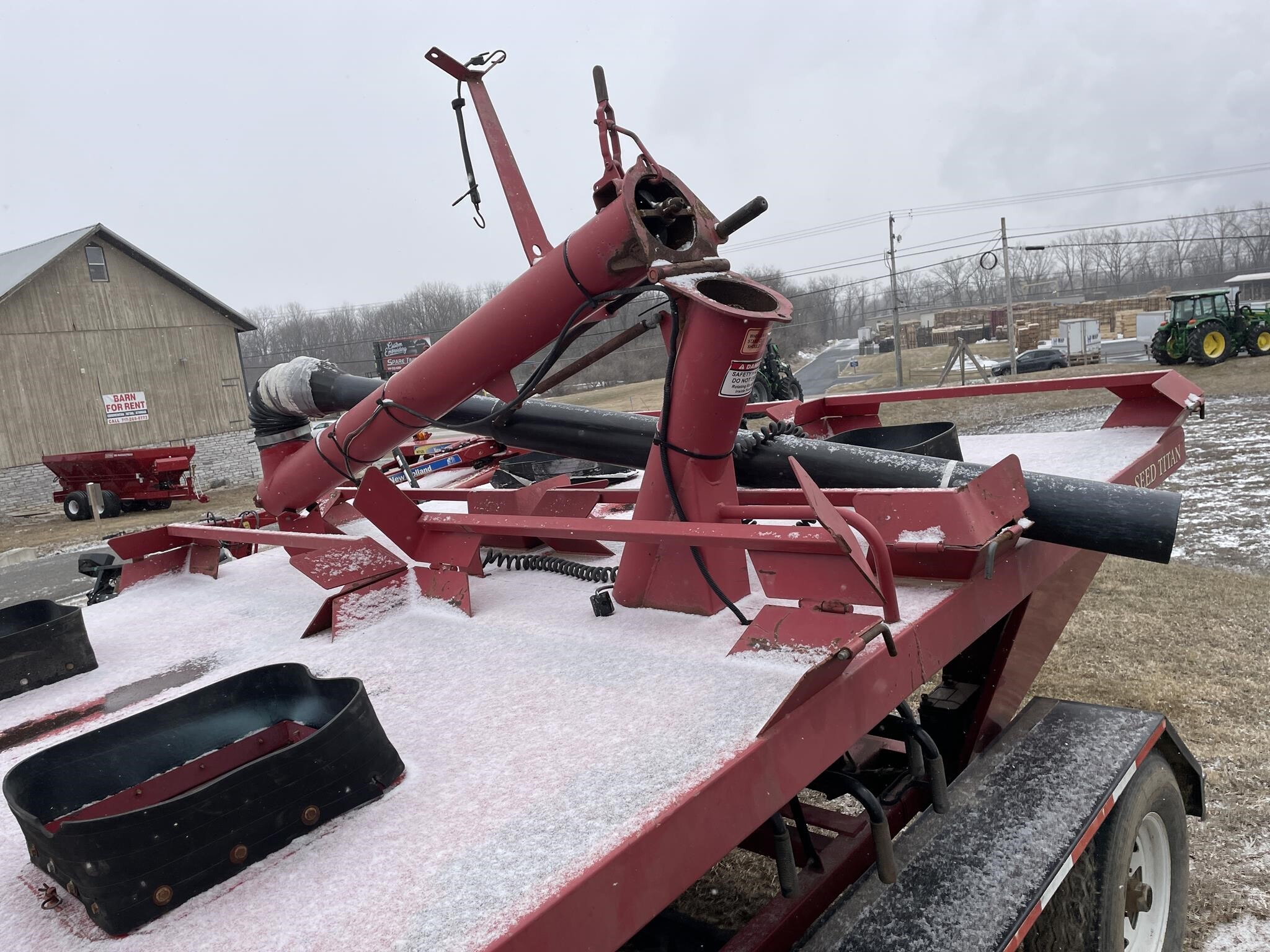  Friesen Titan 4 Seed Tender