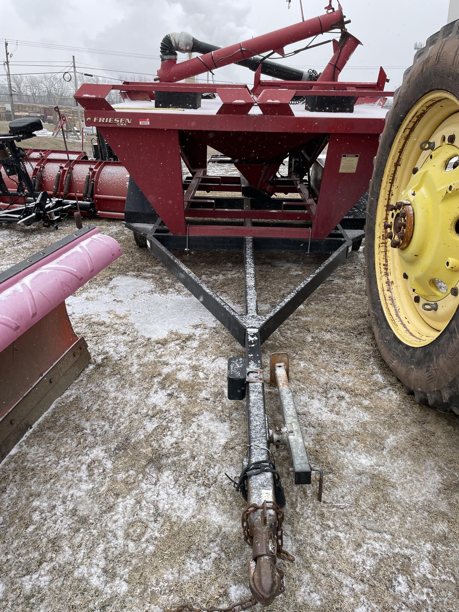 Friesen Titan 4 Seed Tender