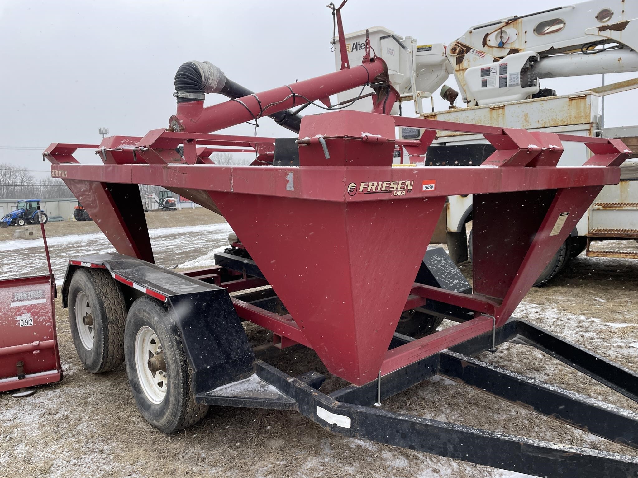  Friesen Titan 4 Seed Tender