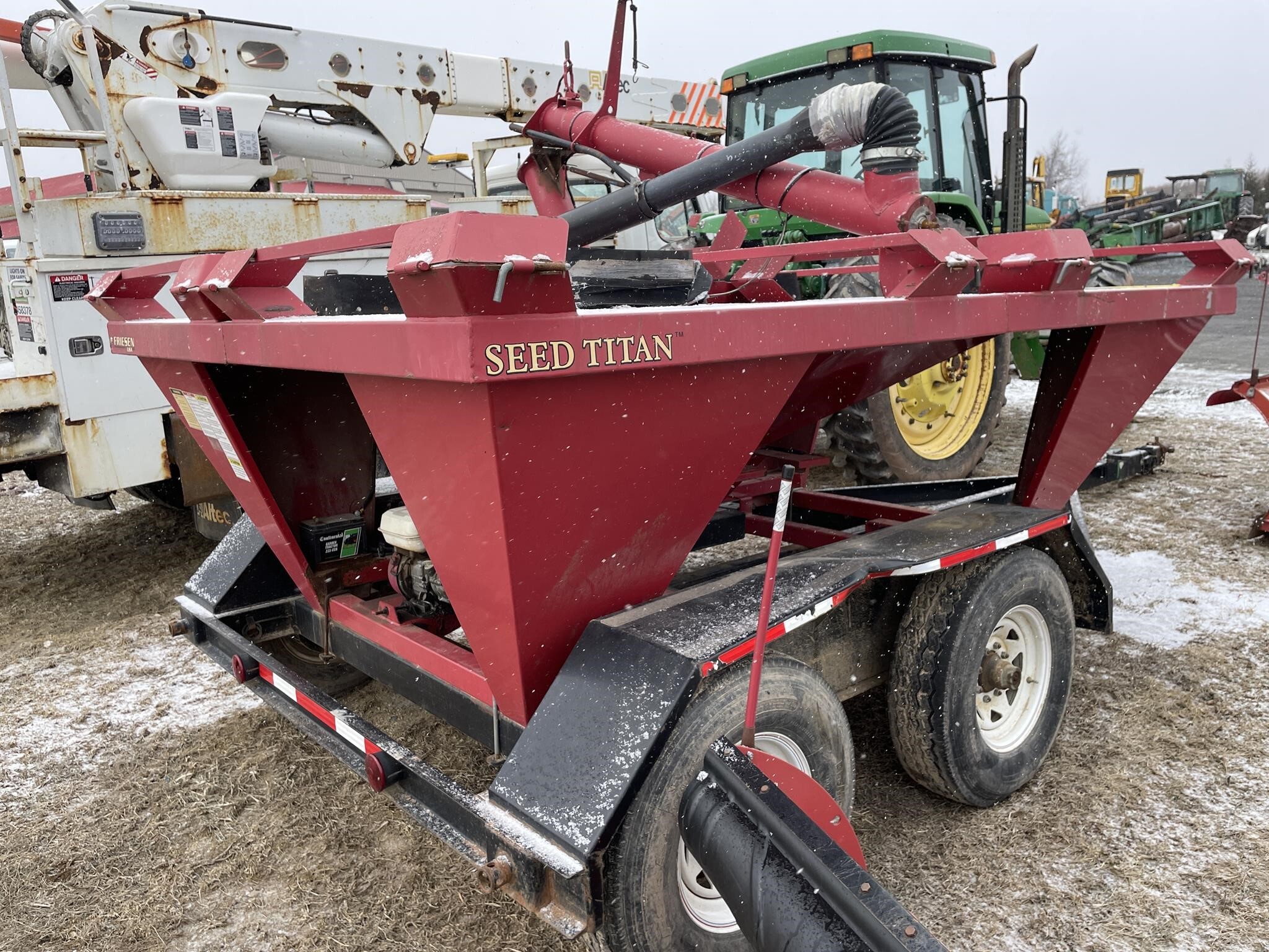  Friesen Titan 4 Seed Tender