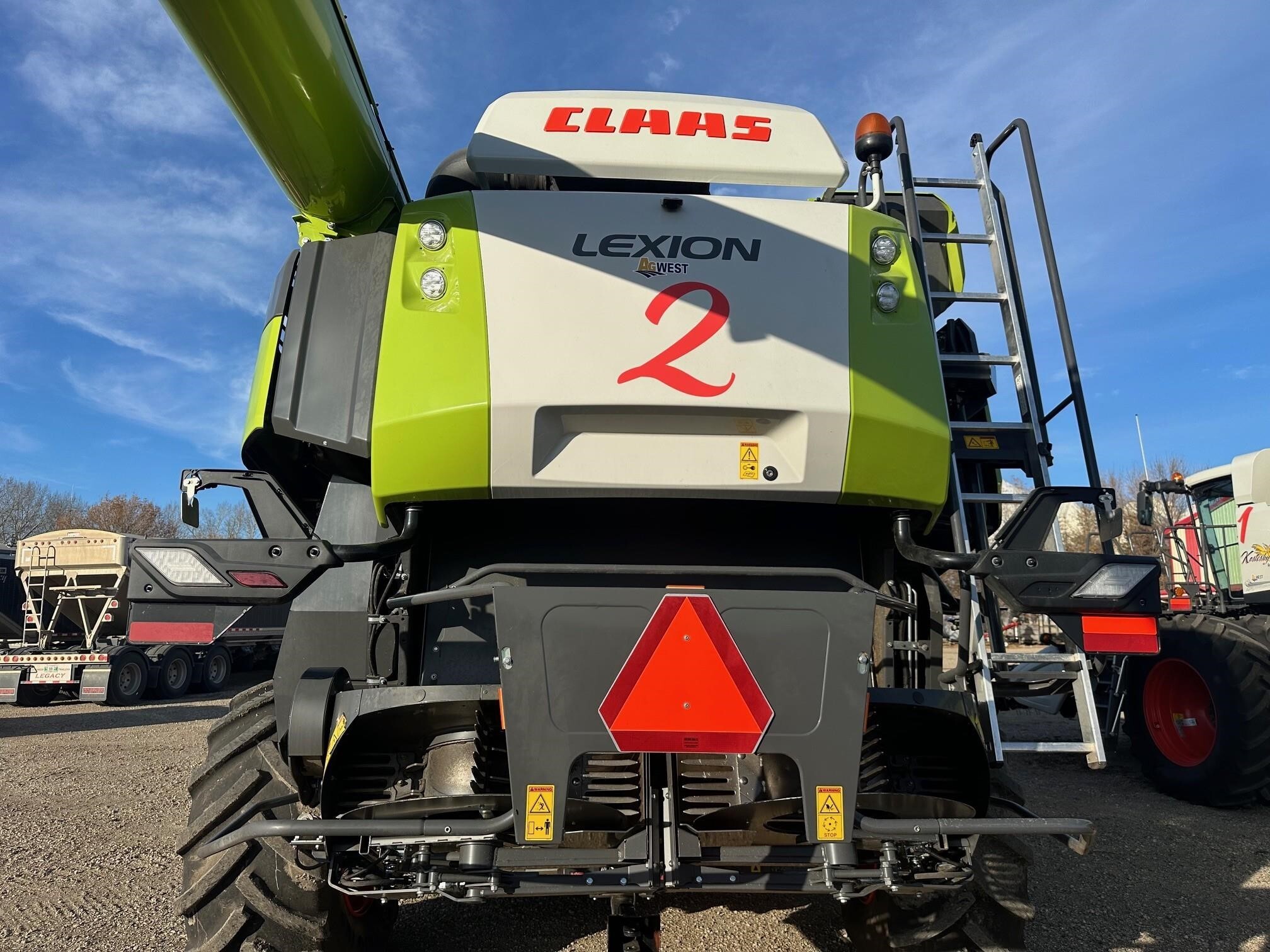 2022 Claas LEXION 8700 Combine