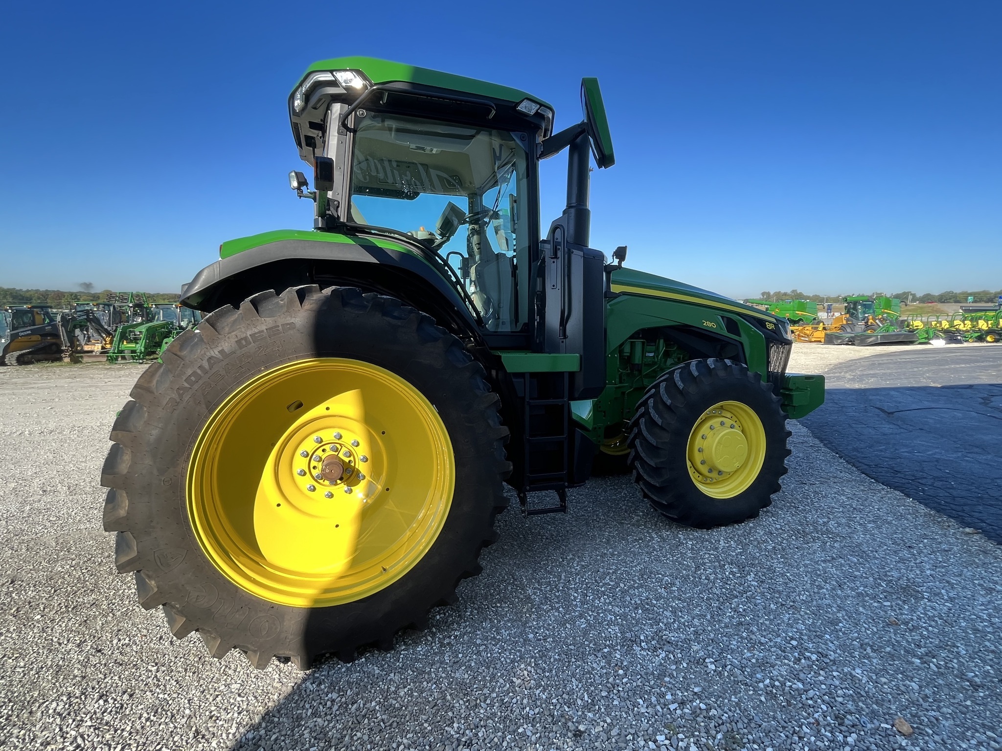 2023 John Deere 8R 280 Tractor