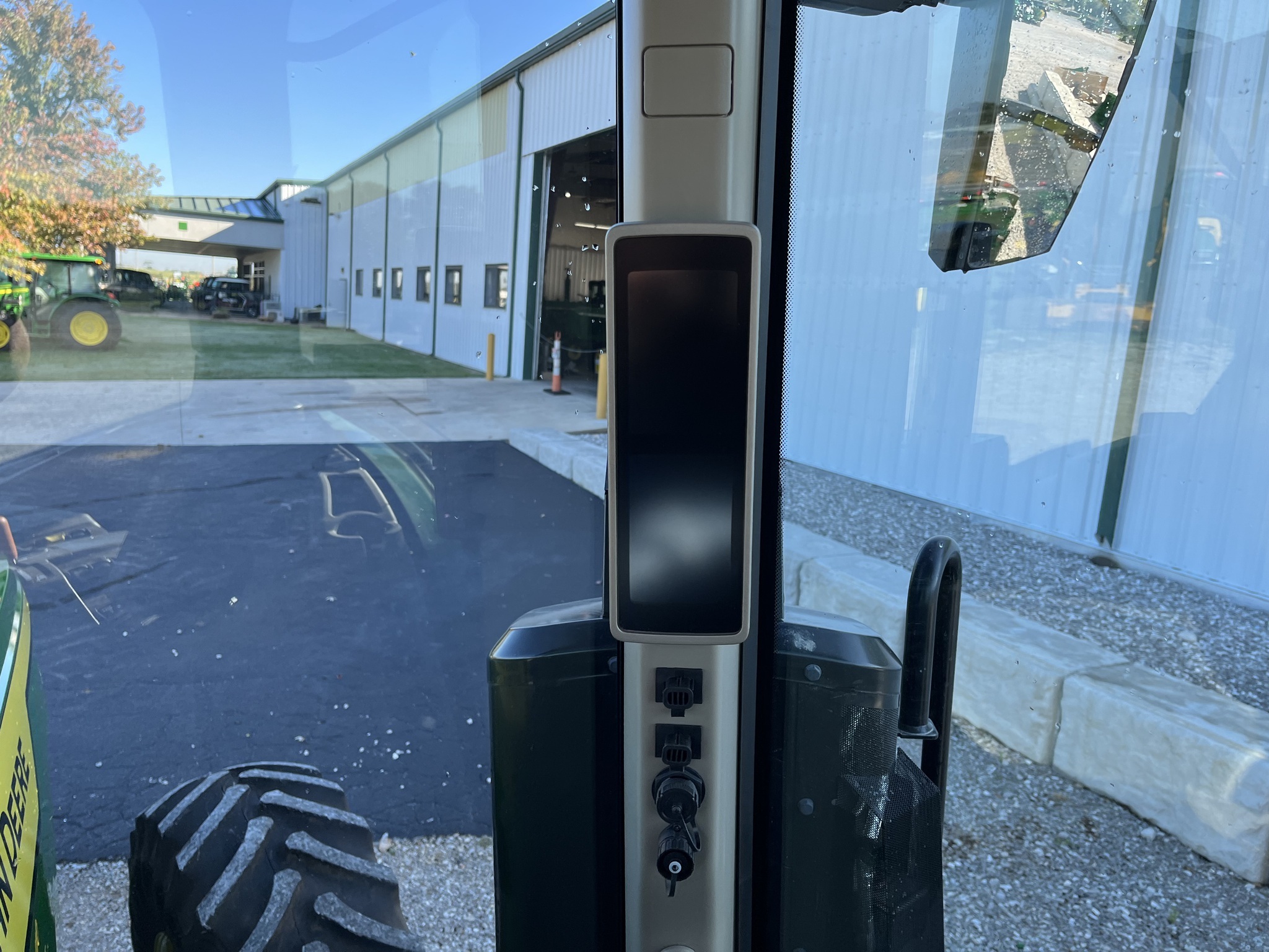 2023 John Deere 8R 280 Tractor