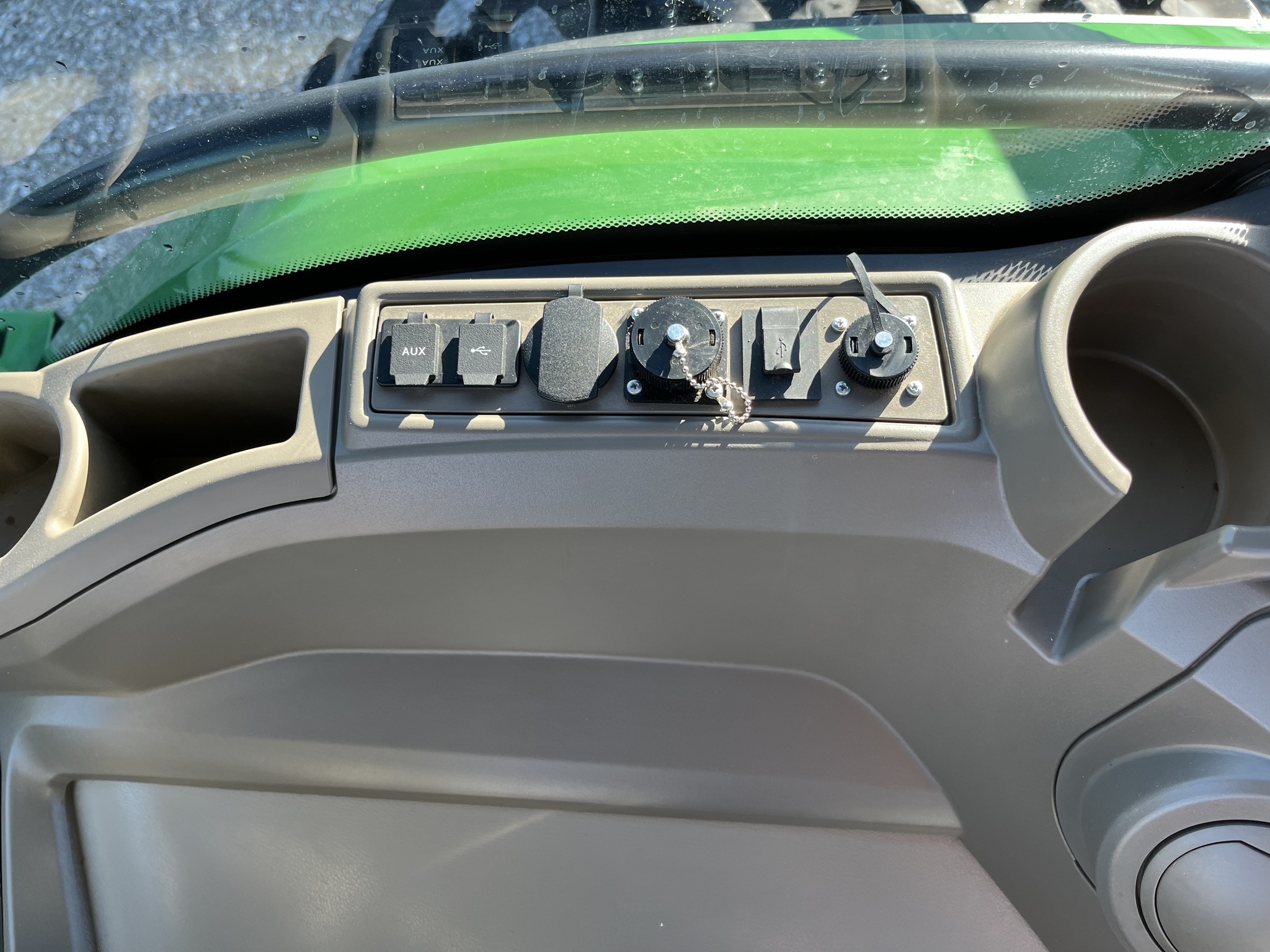 2023 John Deere 8R 280 Tractor