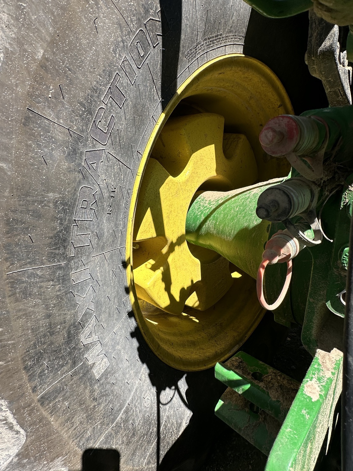 2021 John Deere 9520R Tractor