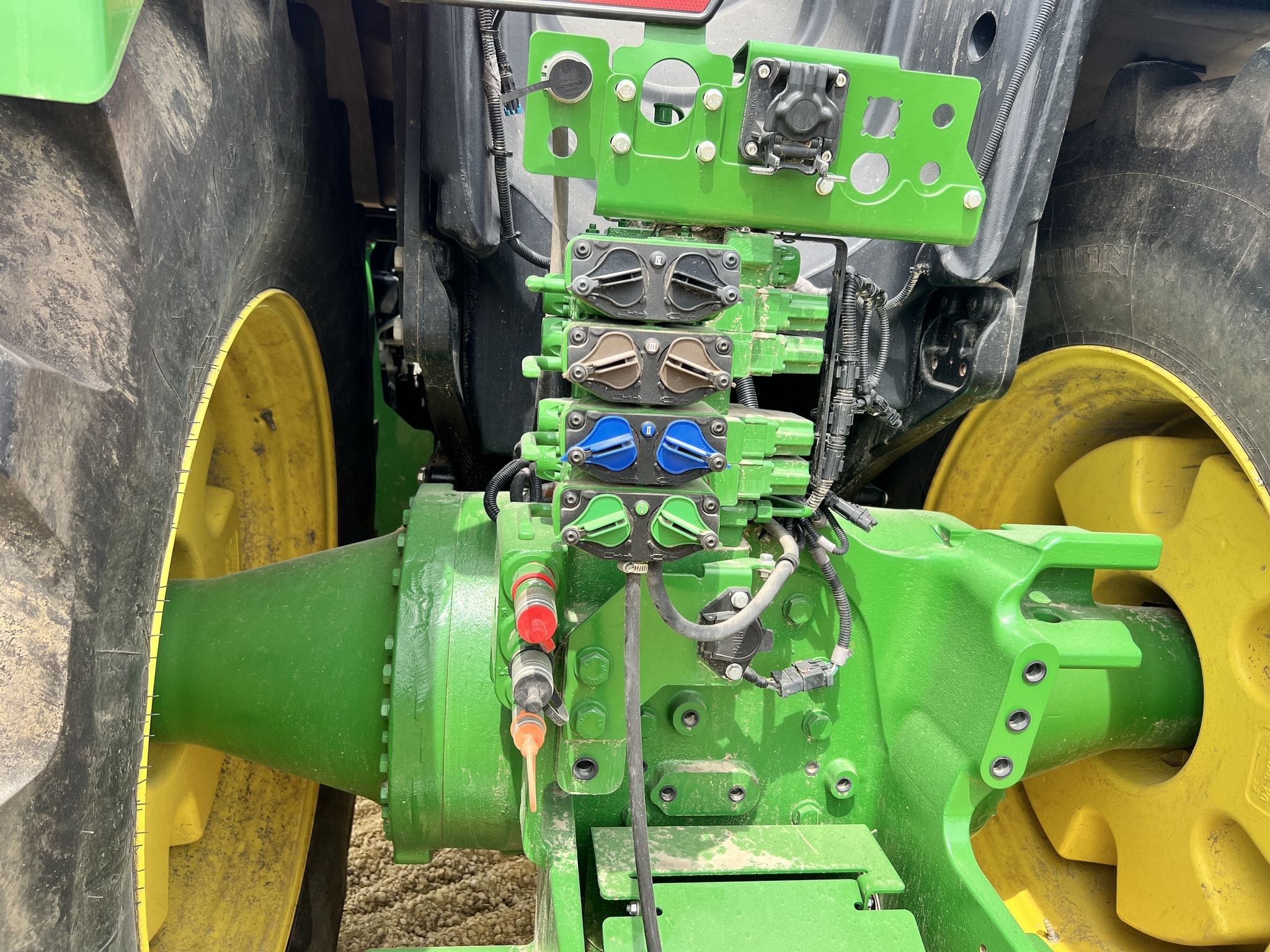 2021 John Deere 9520R Tractor