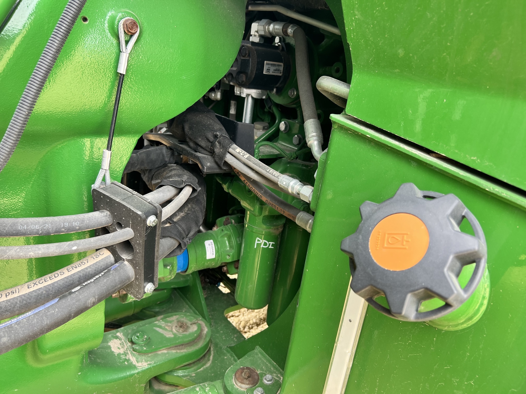 2021 John Deere 9520R Tractor