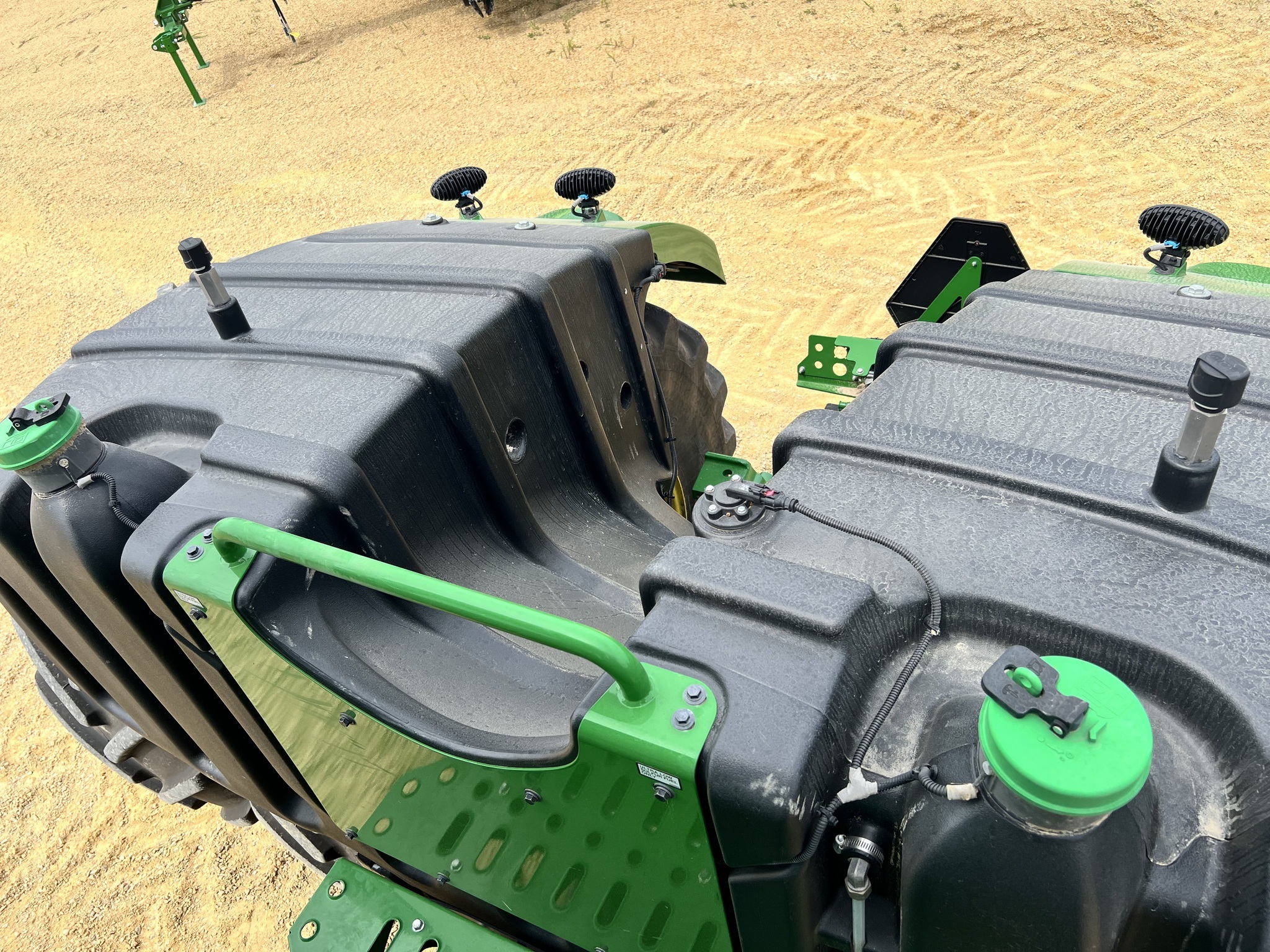 2021 John Deere 9520R Tractor