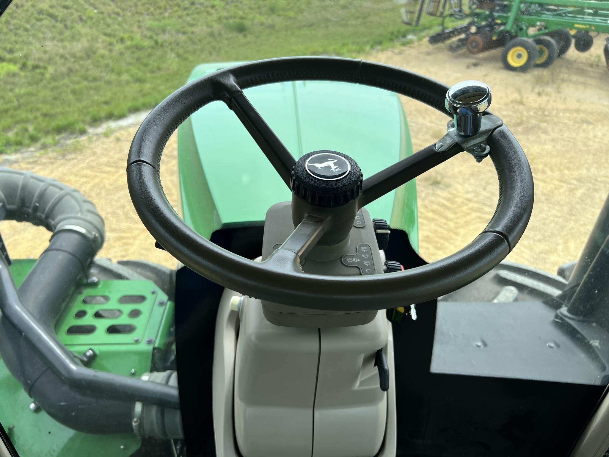 2021 John Deere 9520R Tractor