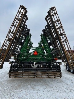 2022 John Deere 2660 Vertical Tillage