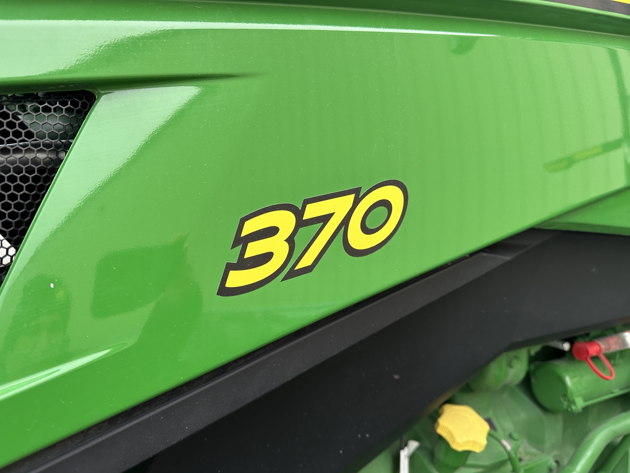 2024 John Deere 8R 370 Tractor