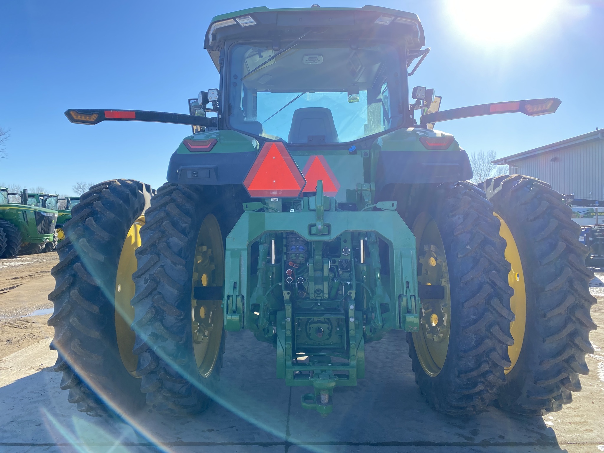 2024 John Deere 8R 370 Tractor