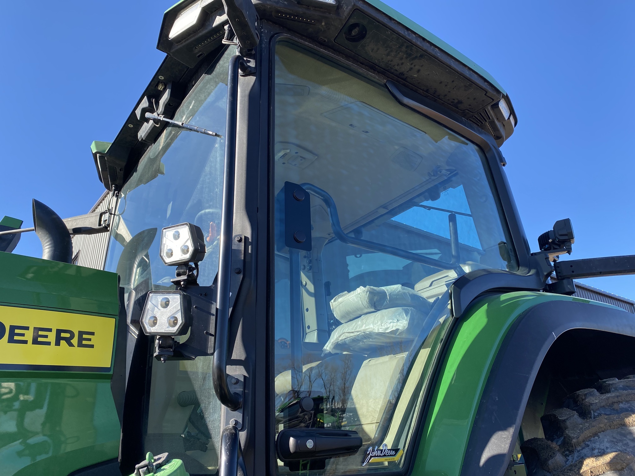 2024 John Deere 8R 370 Tractor