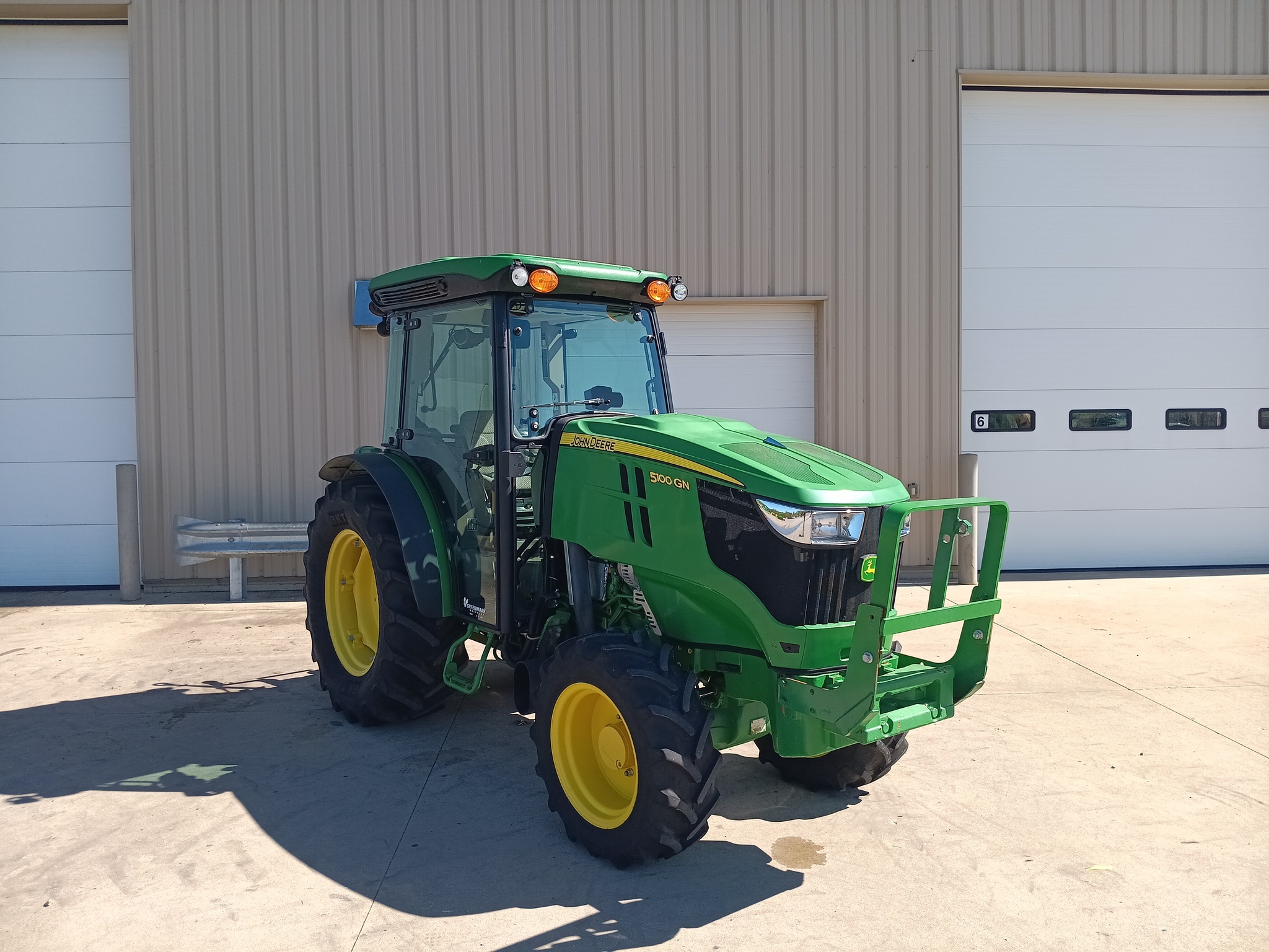 2021 John Deere 5100GN Tractor