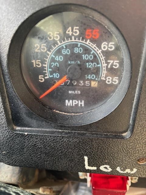 1982 International G2575 Semi Trucks/Trailer