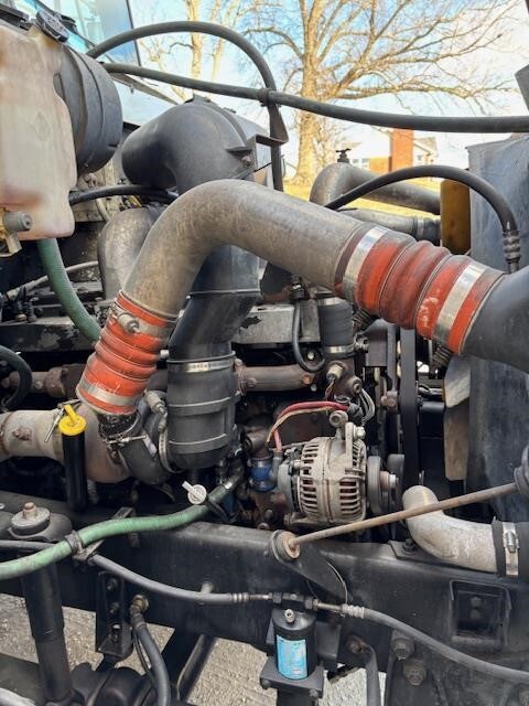 1995 International 9200 Semi Trucks/Trailer