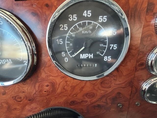 1995 International 9200 Semi Trucks/Trailer