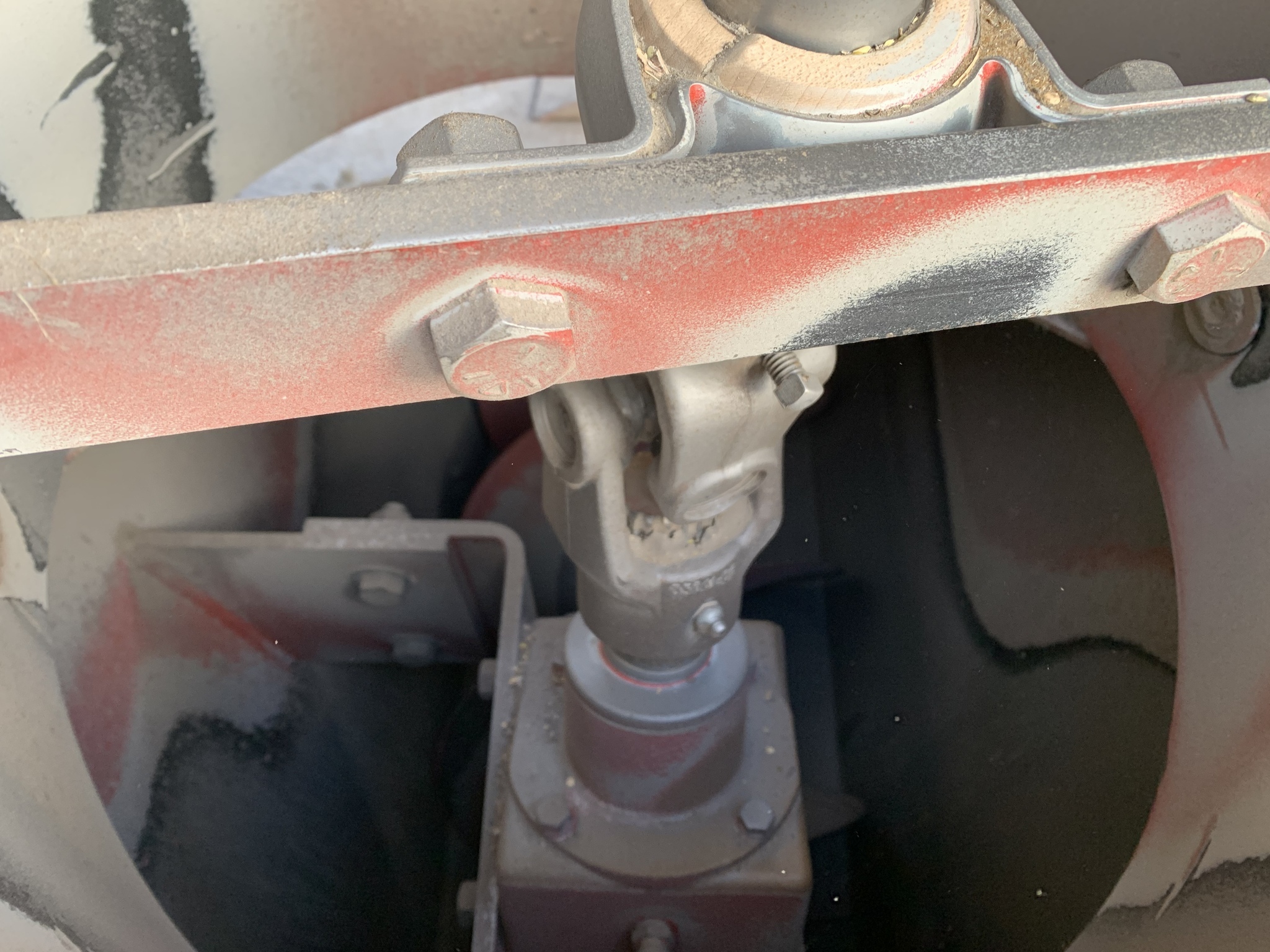 2013 Buhler Farm King 1684 Augers and Conveyor