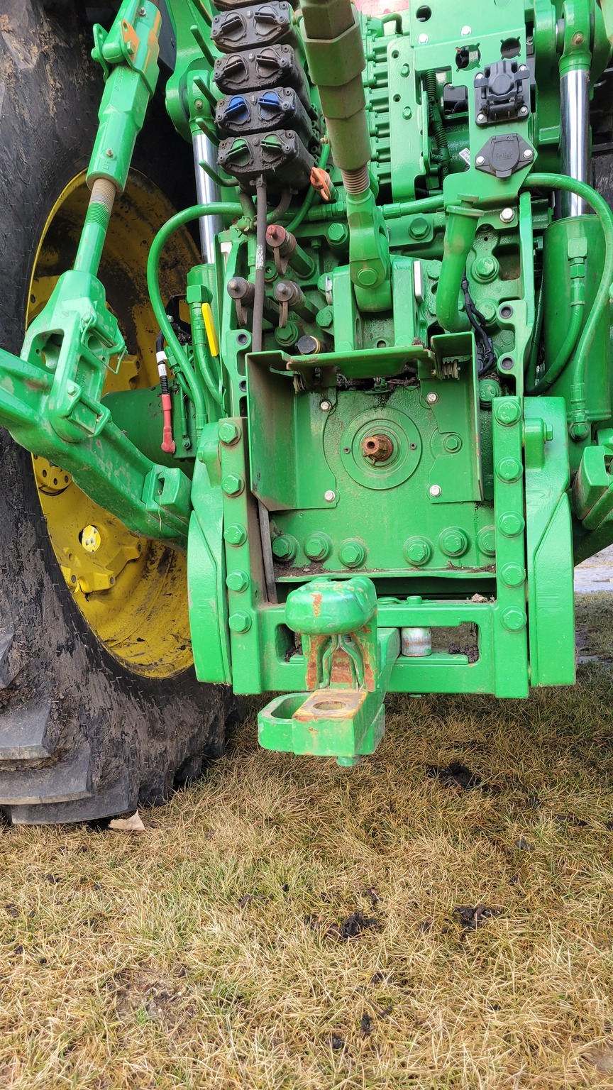 2023 John Deere 7R 210 Tractor