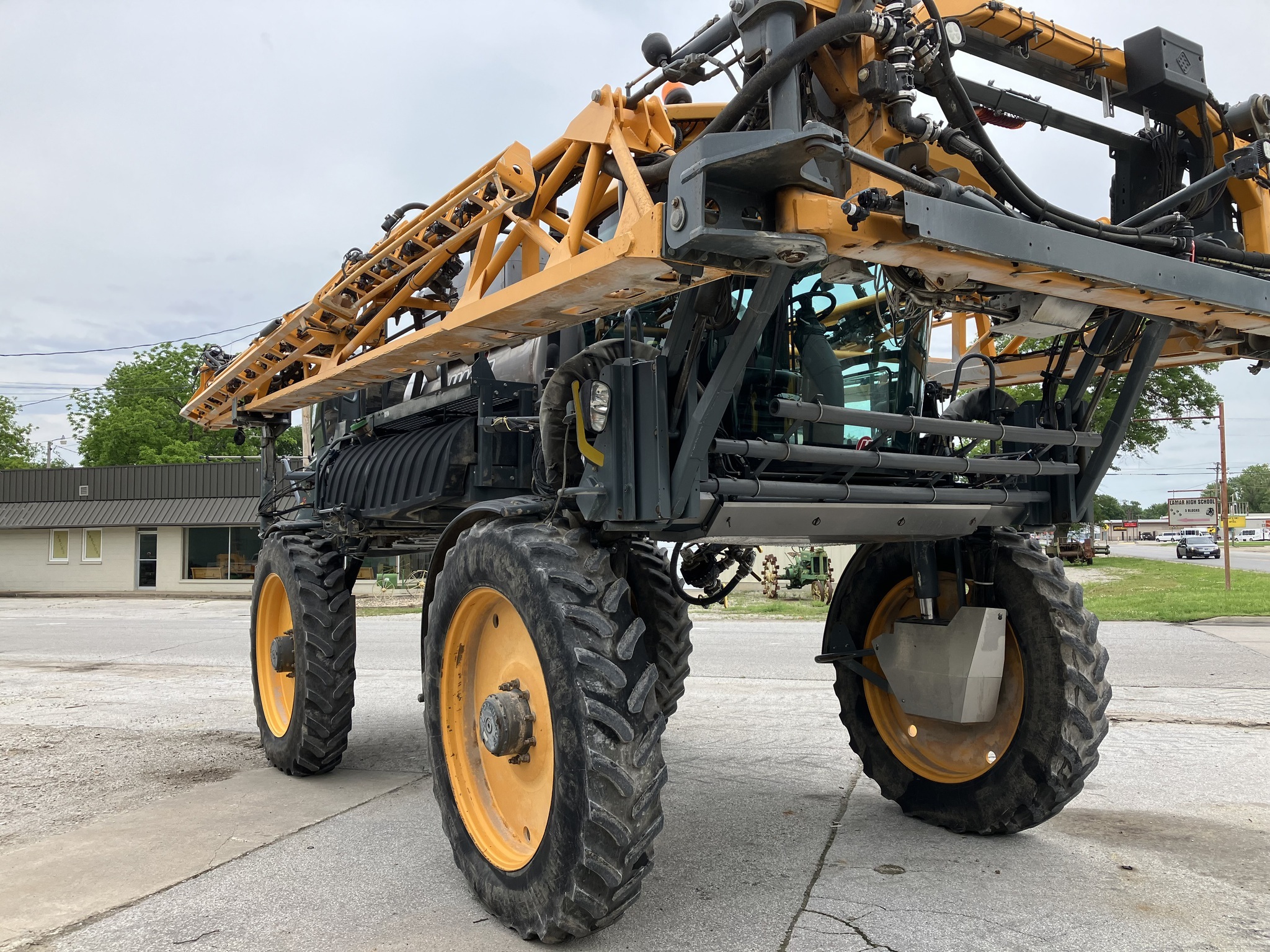 2017 Hagie STS16 Self-Propelled Sprayer