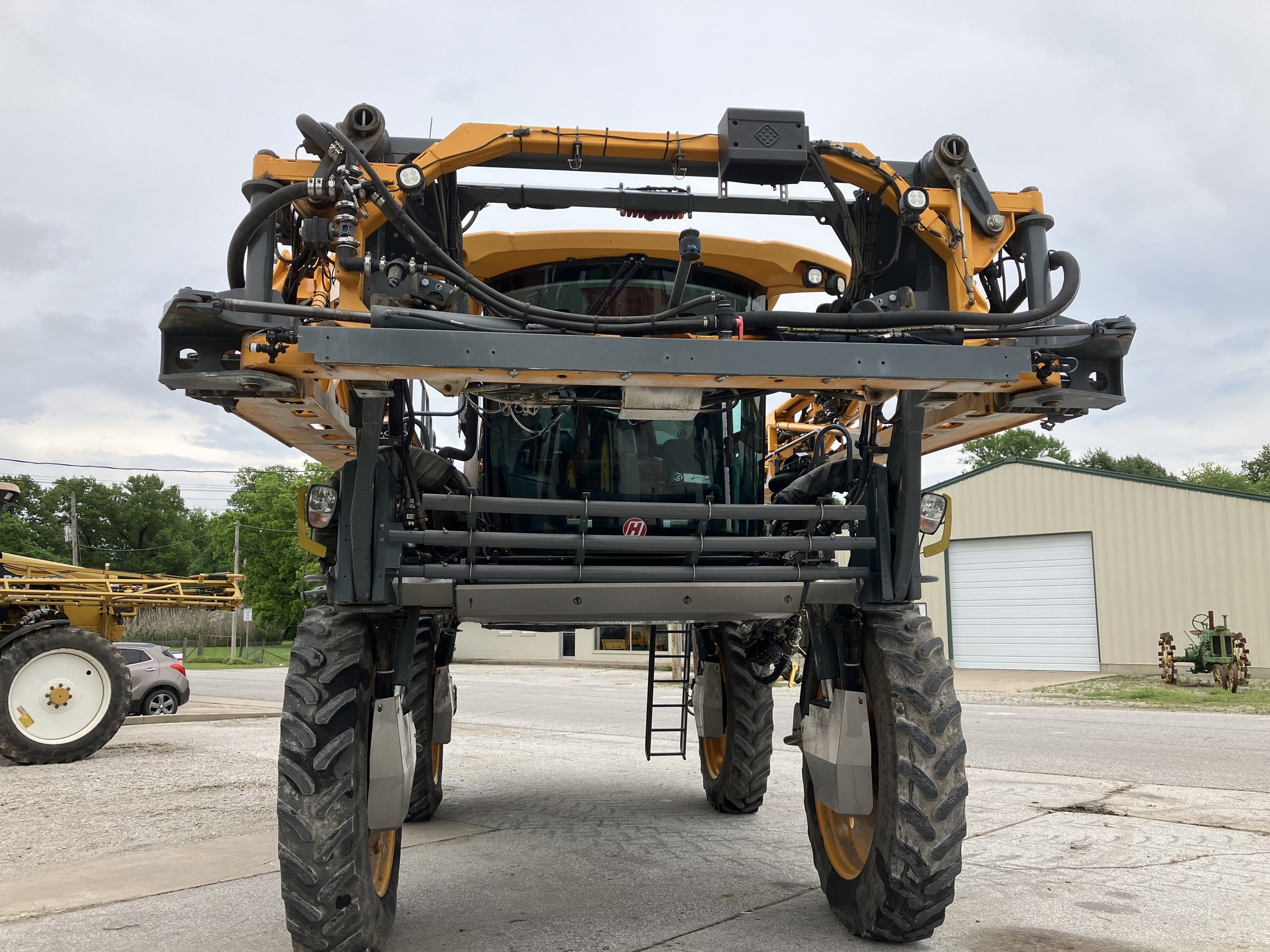 2017 Hagie STS16 Self-Propelled Sprayer