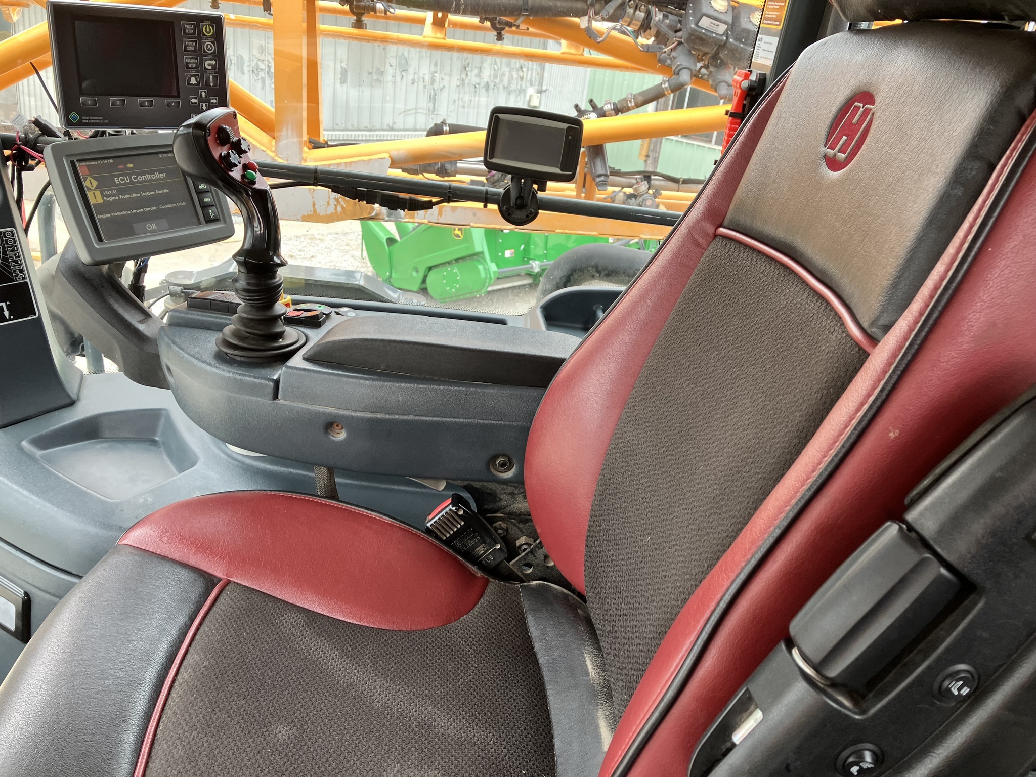 2017 Hagie STS16 Self-Propelled Sprayer